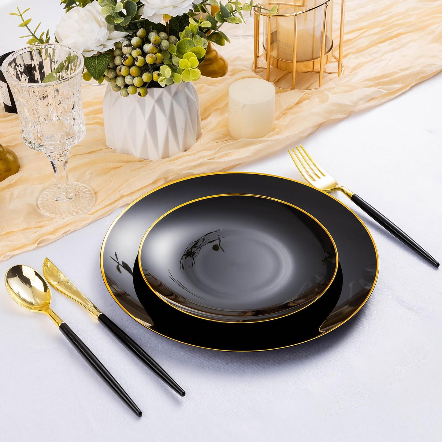 Bestluck 100PCS Black Plastic Plates with Gold Rim, Black Gold Disposable Plates for Party, Graduation and Wedding, Include 50 Dinner Plates, 50 Dessert Plates for 50 Guests