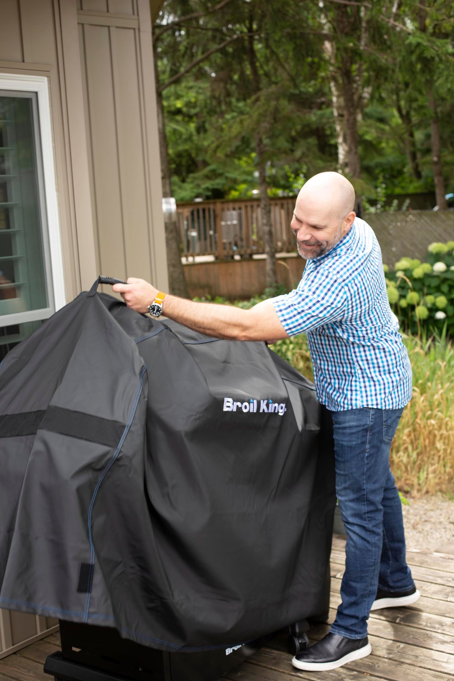 Broil King 68487 Heavy Duty PVC Polyester Grill Cover