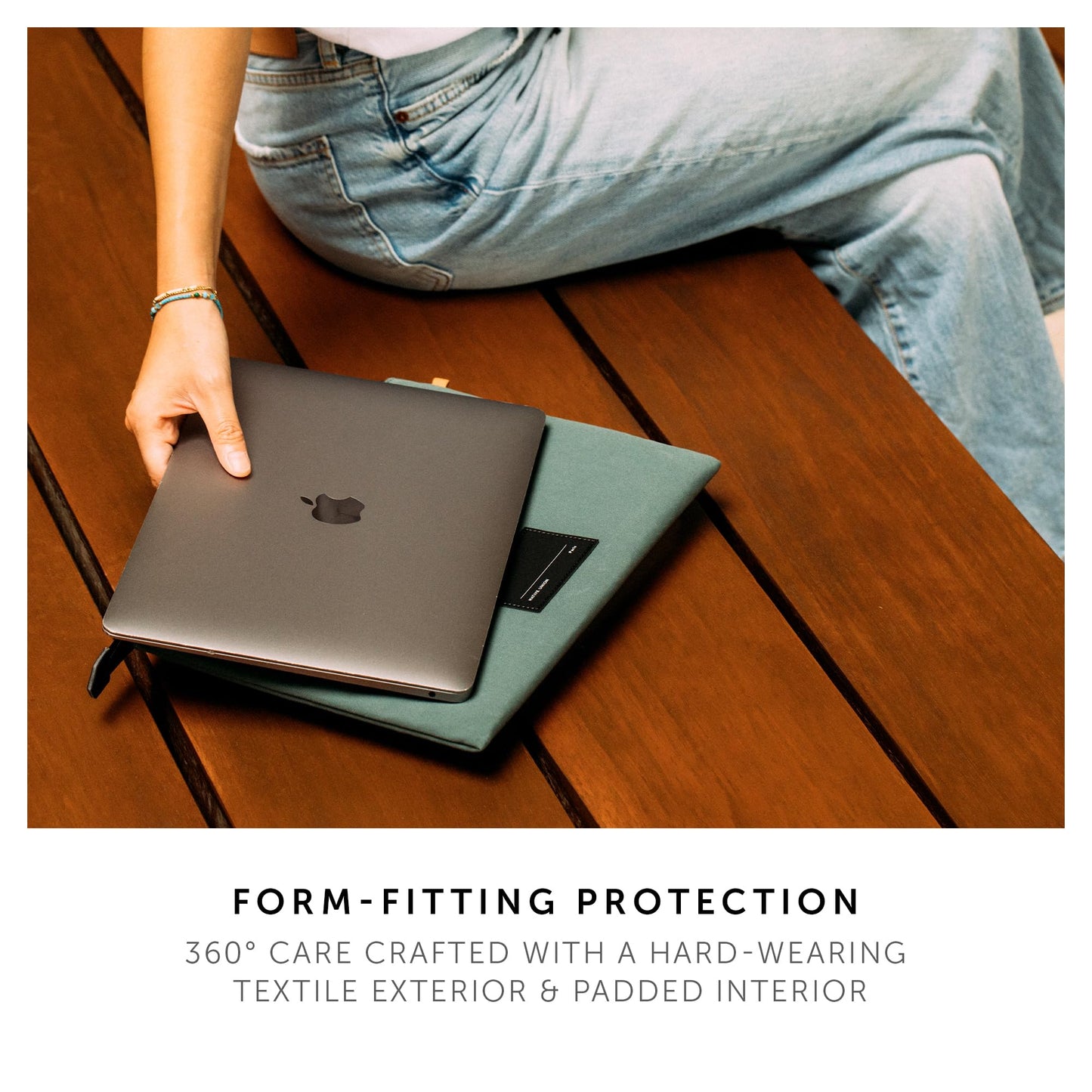 Native Union W.F.A MacBook Sleeve 14" – Minimalist Slim Sleeve Made of Recycled Materials – 360-Degree Protection – Compatible with MacBook Pro 14” M4(2024), Pro 13” M2 & Air 13" M3– Slate Green