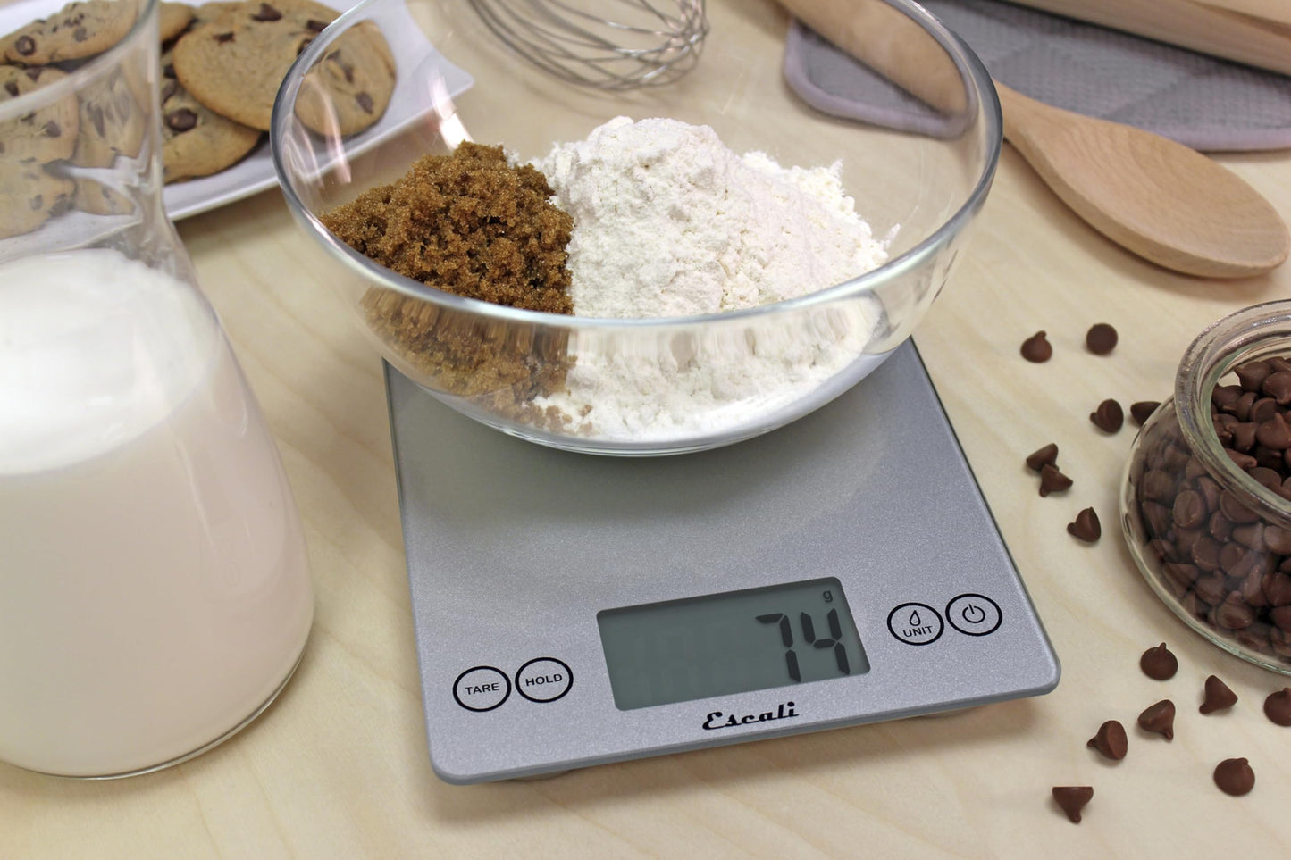 Escali Arti Digital Food Scale, Multi-Functional Kitchen Appliance, Precise Weight Measuring and Portion Control, Baking and Cooking Made Simple, Tempered Glass, Shiny Silver