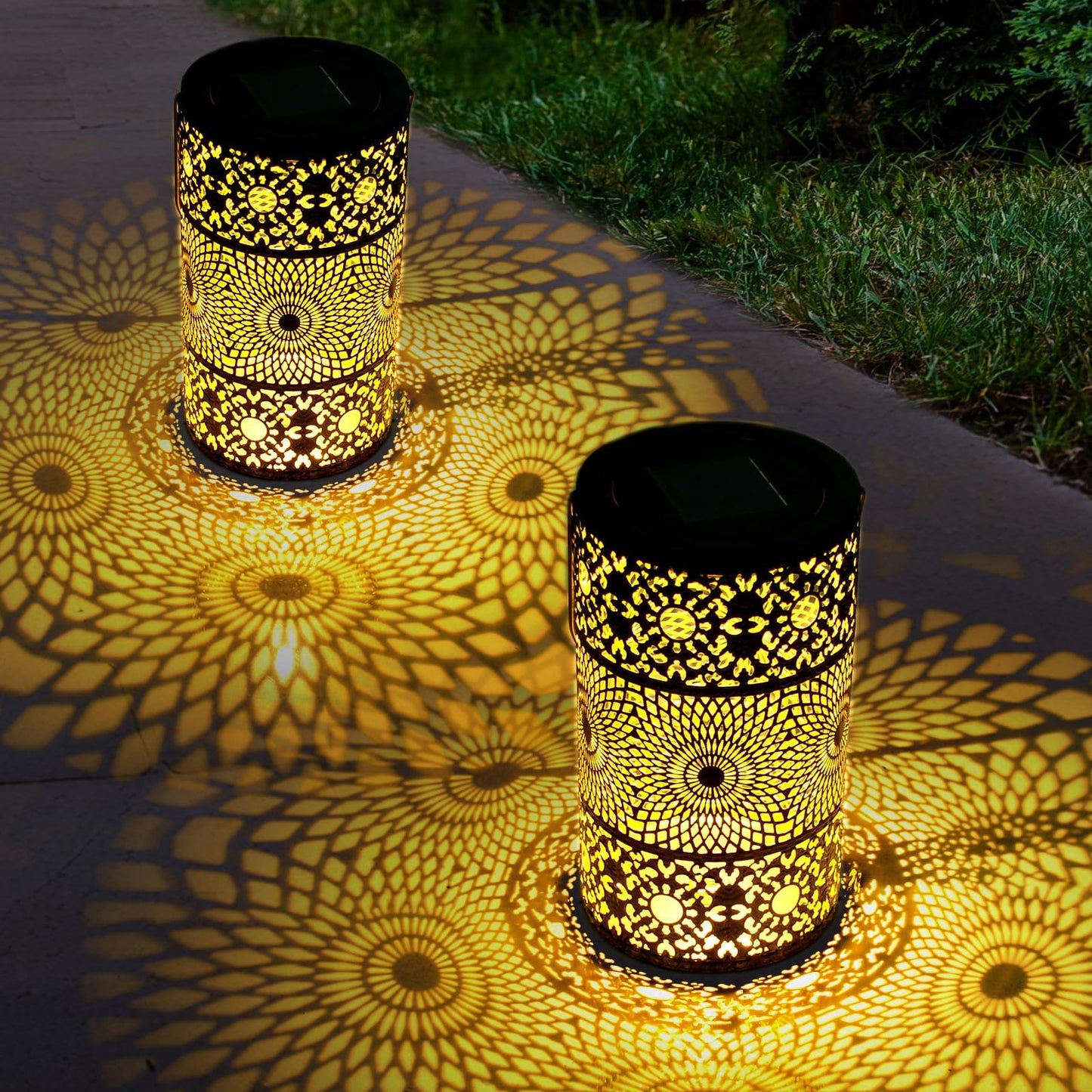 Ninonly 2 Pack Solar Lanterns Outdoor Garden Decor, Waterproof Retro Metal Solar Hanging Lights, Solar Powered Lights for Garden Patio Yard Pathway Walkway Landscape Tree Decoration