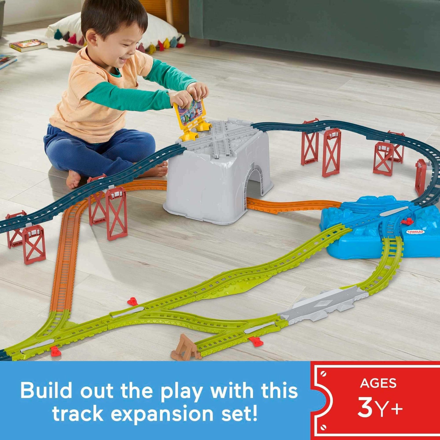 Thomas & Friends Toy Train Tracks Set, Connect & Build Bucket, 34-Piece Expansion Pack for Diecast & Motorized Trains, Age 3+ Years