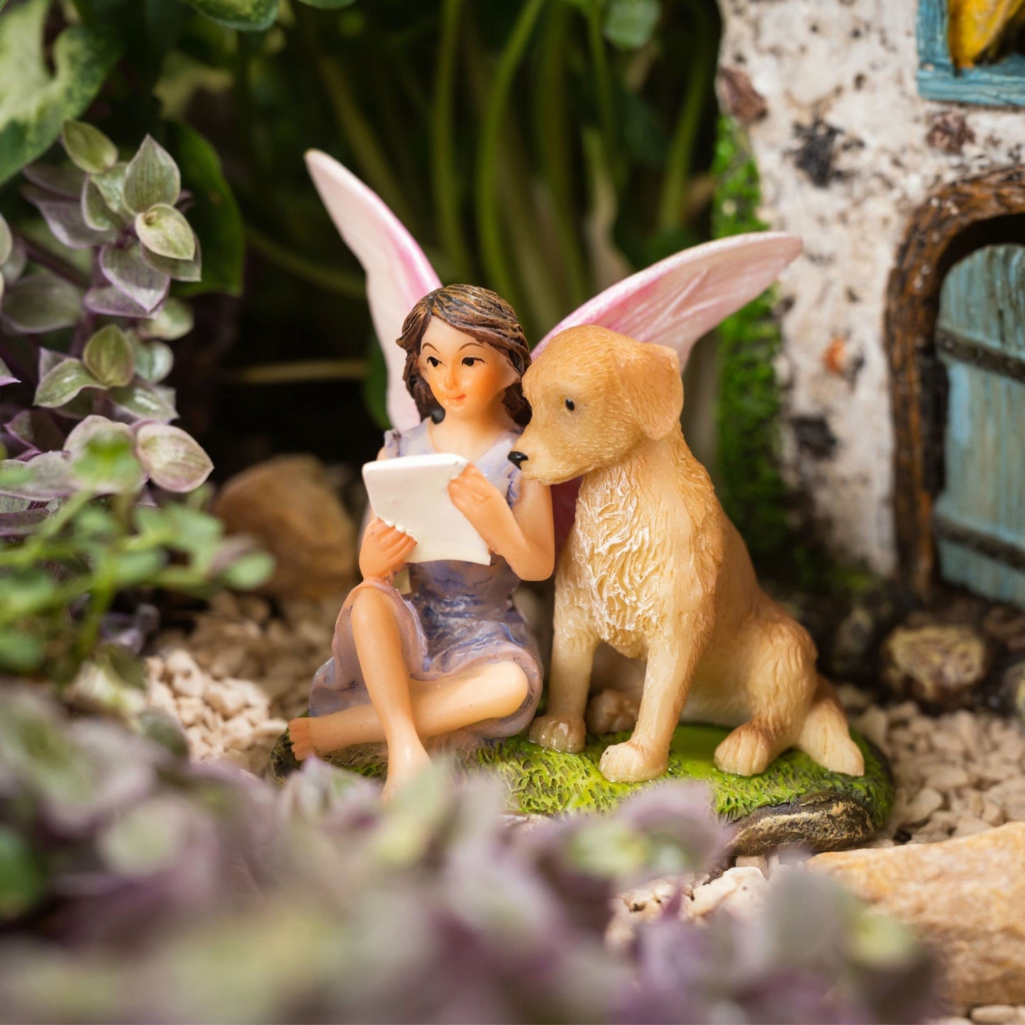 PRETMANNS Fairy Garden House Kit – Complete with Accessories for an Outdoor or Indoor Miniature Garden, Figurines with a Frog and Snail Sign - House 6.5” High with Door That Opens – 4 Pieces