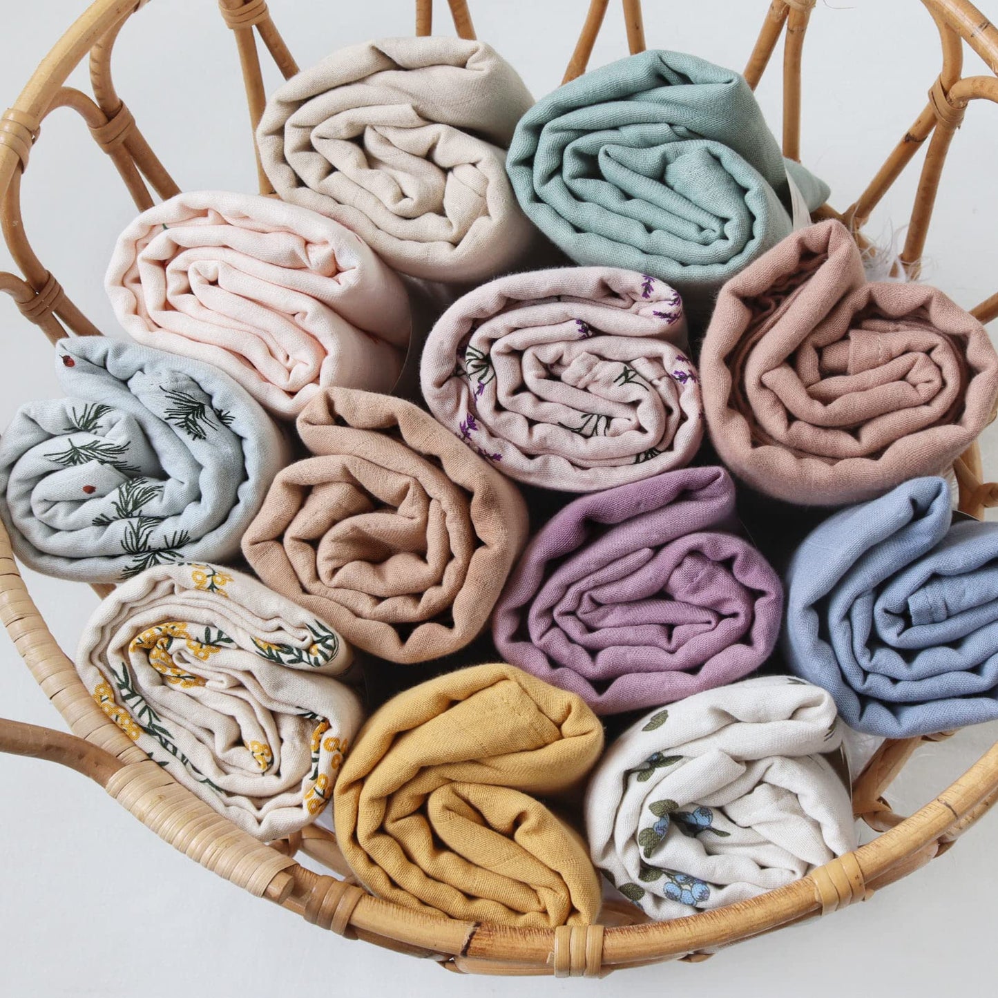 LifeTree Baby Swaddle Blankets, Organic Muslin Swaddle Blankets Boys Girls Swaddling Wrap Receiving Blanket Neutral for Newborn, Organic Cotton, Large 47 x 47 inches, Lavender & Mauve