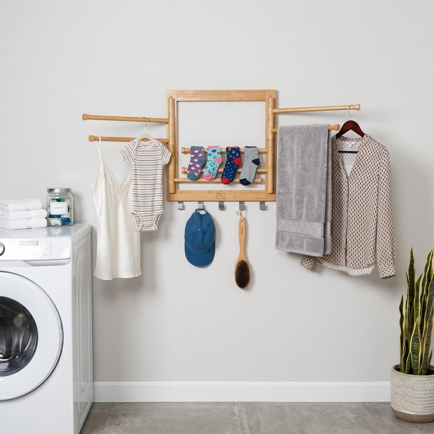 Honey Can Do Wall-Mounted Swivel Clothes Drying Rack DRY-09386 Natural