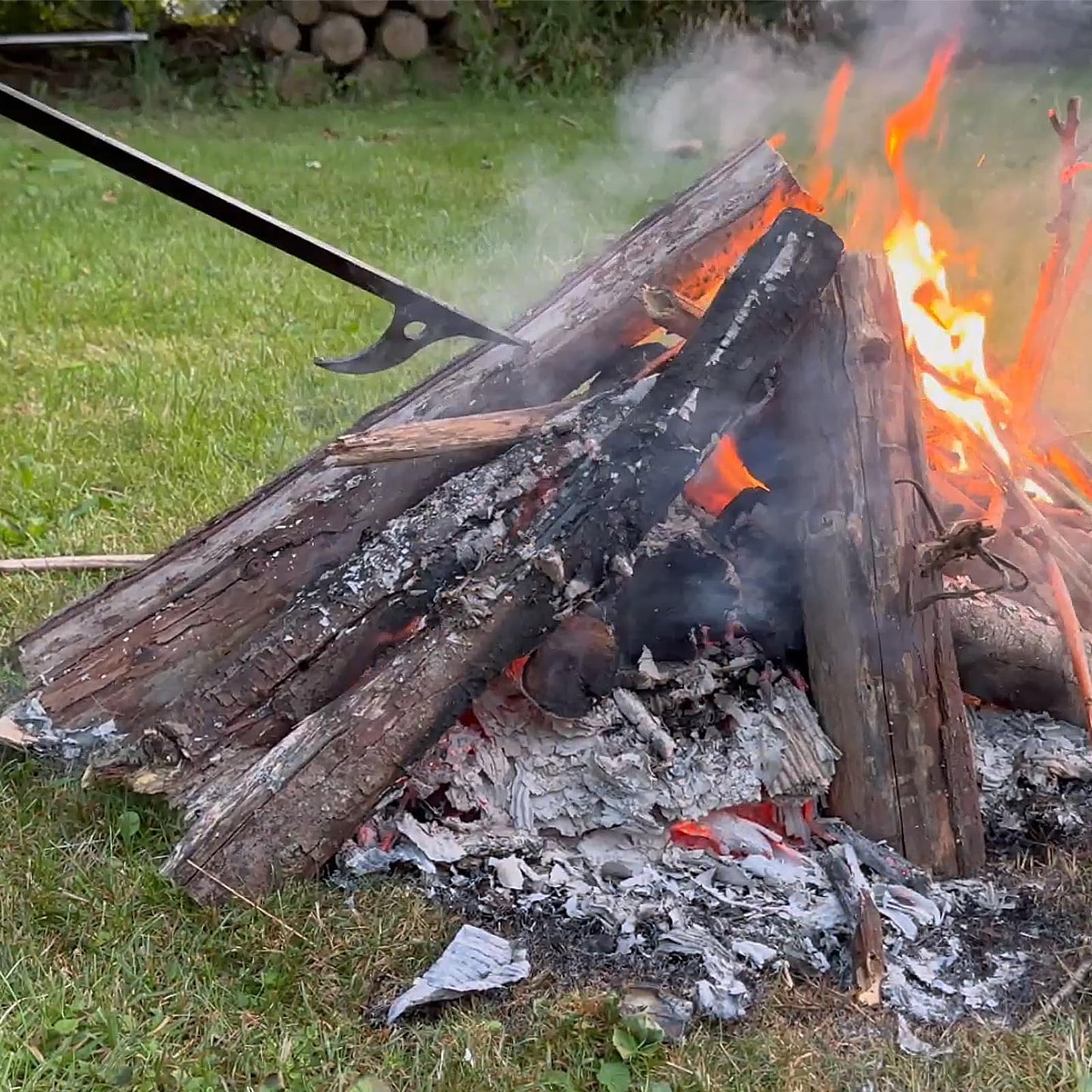 CKLT Heavy Duty Fire Tongs Set, 28 inch Fire Poker and Log Grabber Set for Fireplace and Camping Fire Pit Use, Portable Rustproof Safely Firewood Tools