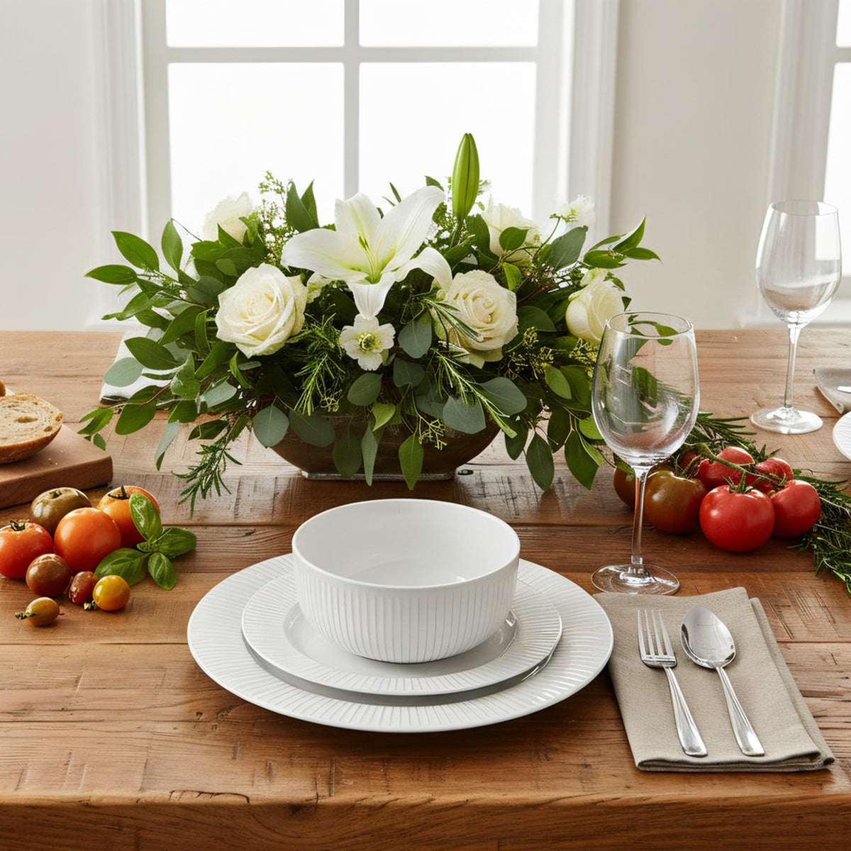Hoilse Ceramic Dinnerware Set for 4-12-Piece Dinner Plates, Salad Plates and Bowls Set, Microwave & Dishwasher Safe Dish Set Scratch Resistant Stoneware, White