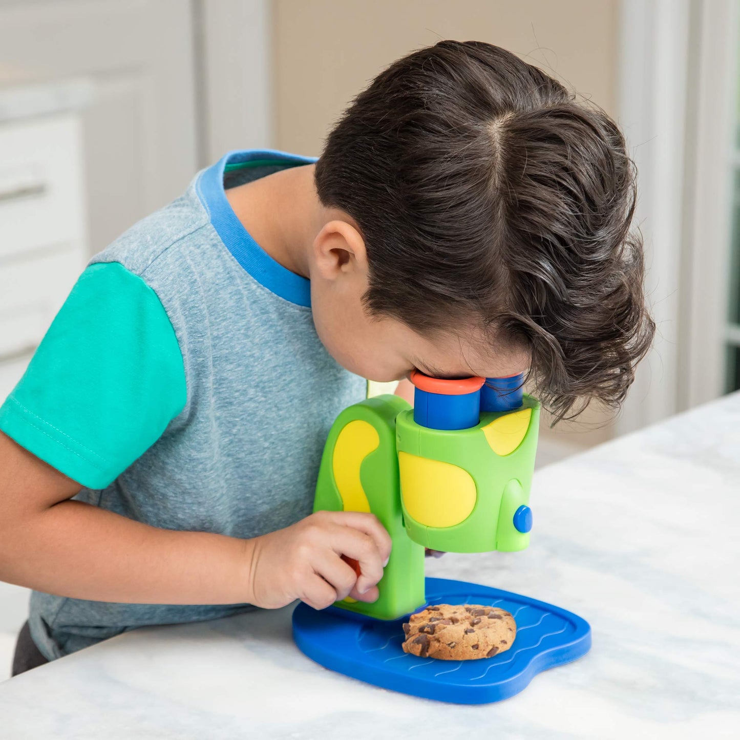 Educational Insights GeoSafari Jr. My First Microscope - STEM Toys for Kids, Toddler Learning Toys, Kids Microscope with Prepared Slides, Science Set & Gifts for Boys and Girls Ages 3+