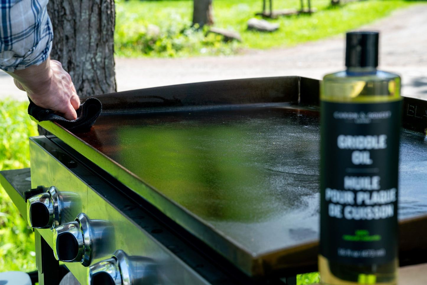 CARON & DOUCET - 100% Plant-Based Griddle Cleaning Set: Seasoning Oil & Soap for Washing, Restoring & Seasoning Griddles!