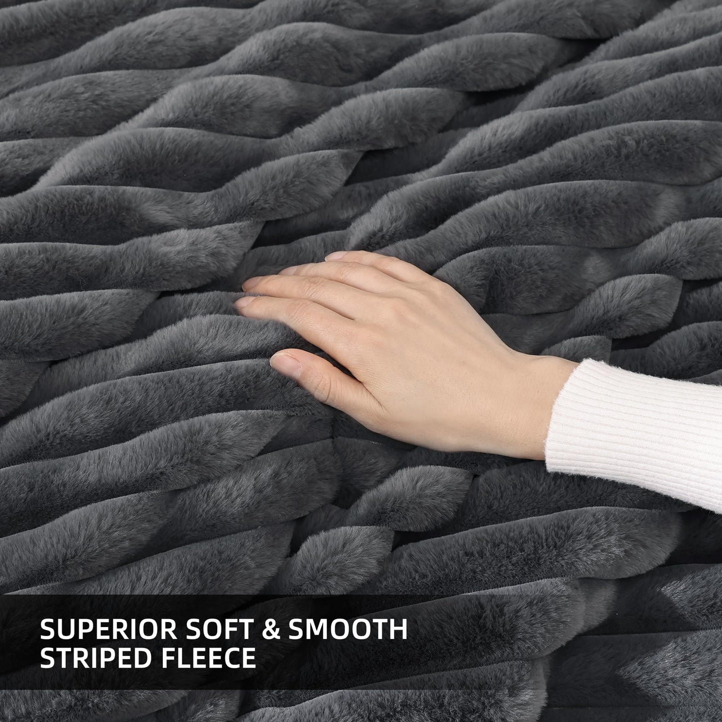 YIKUSH Fluffy King Size Comforter Set 3 Pieces -Dark Gray Fleece Fluffy Comforter, Luxury Fuzzy King Bedding Set, Soft & Warm King Size Bed Set with 2 Pillow Cases