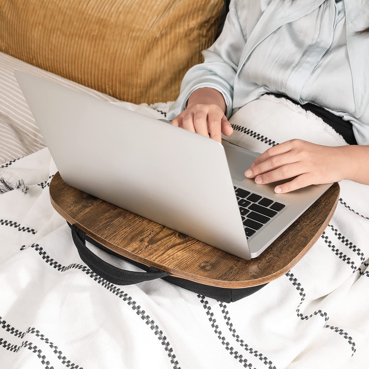 SONGMICS Lap Desk, Bed Tray, Laptop Table with Handle, Cushion, Rustic Brown ULLD109B01