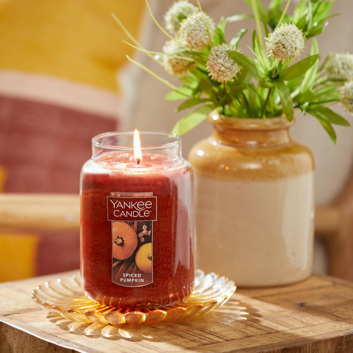 Yankee Candle Scented Candle, Spiced Pumpkin, Original Large Jar Candle, 110-150 Hours of Burn Time, 22 oz.