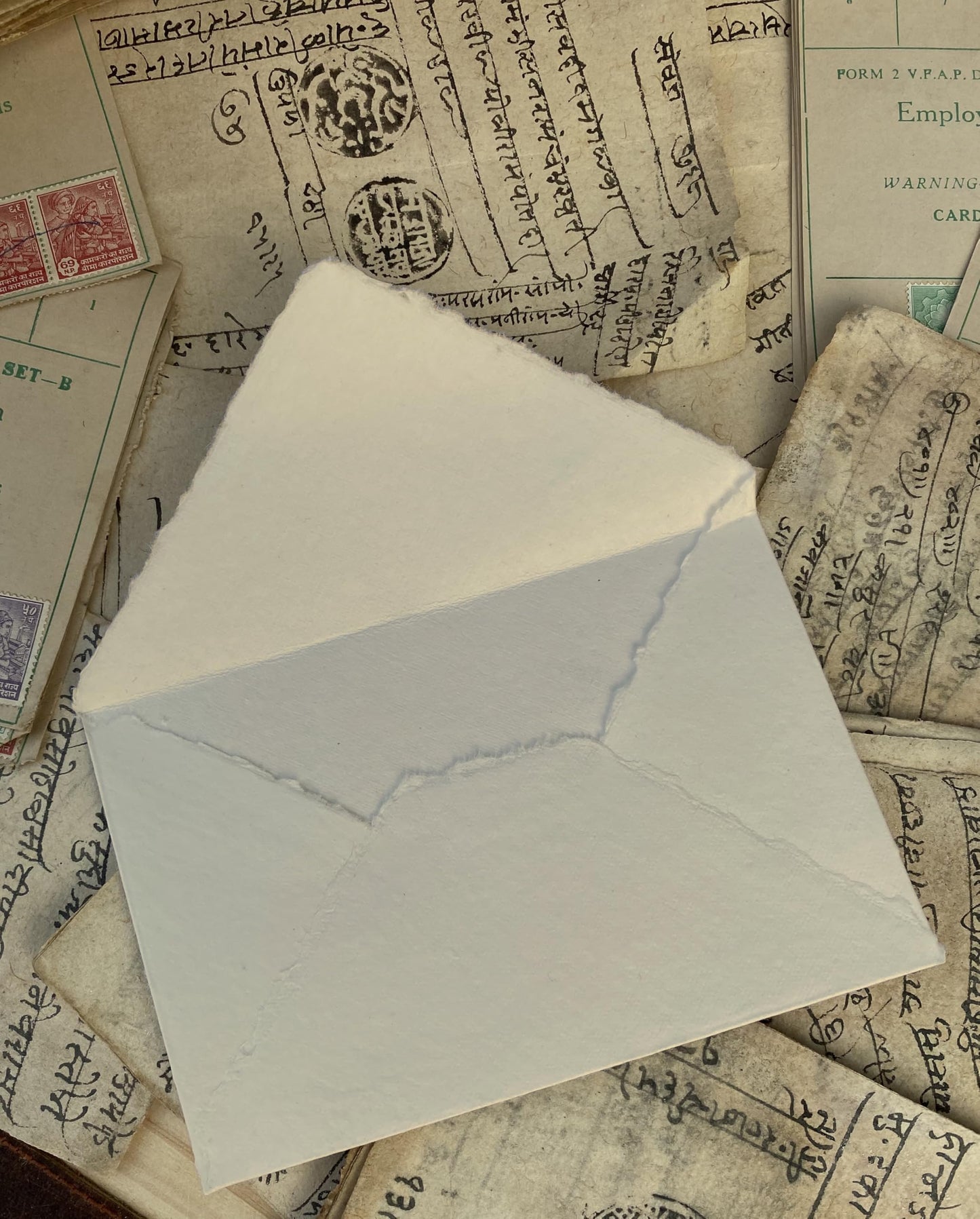Wanderings Handmade Cream/Ivory Deckle Edge Envelope - 6" x 9.5" (15.5 x 24cm) Package of 25 - for Announcements Wedding Invitations Greeting Cards Crafts - Thick 150 GSM