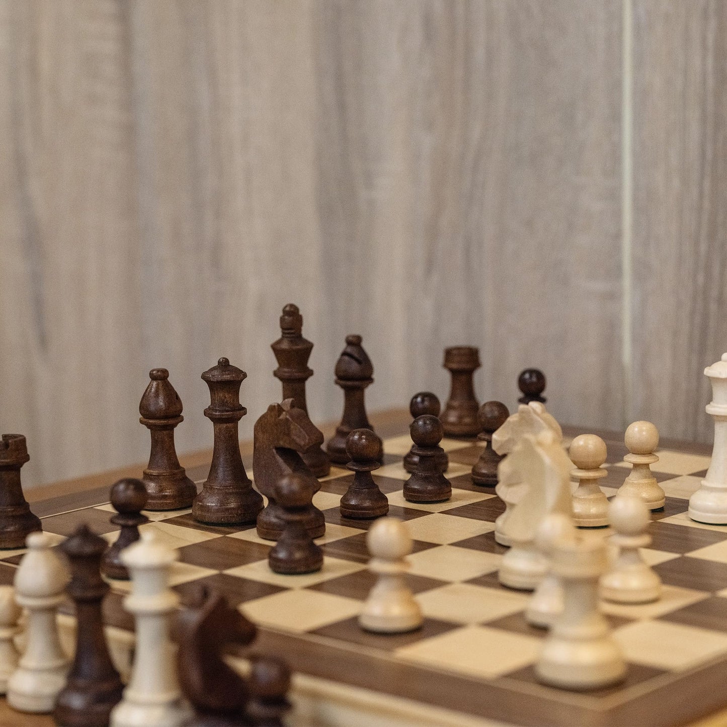 A&A 15" Wooden Chess Set/Folding Board / 3" King Height German Knight Staunton Chess Pieces/Walnut & Maple Inlaid /2 Extra Queen