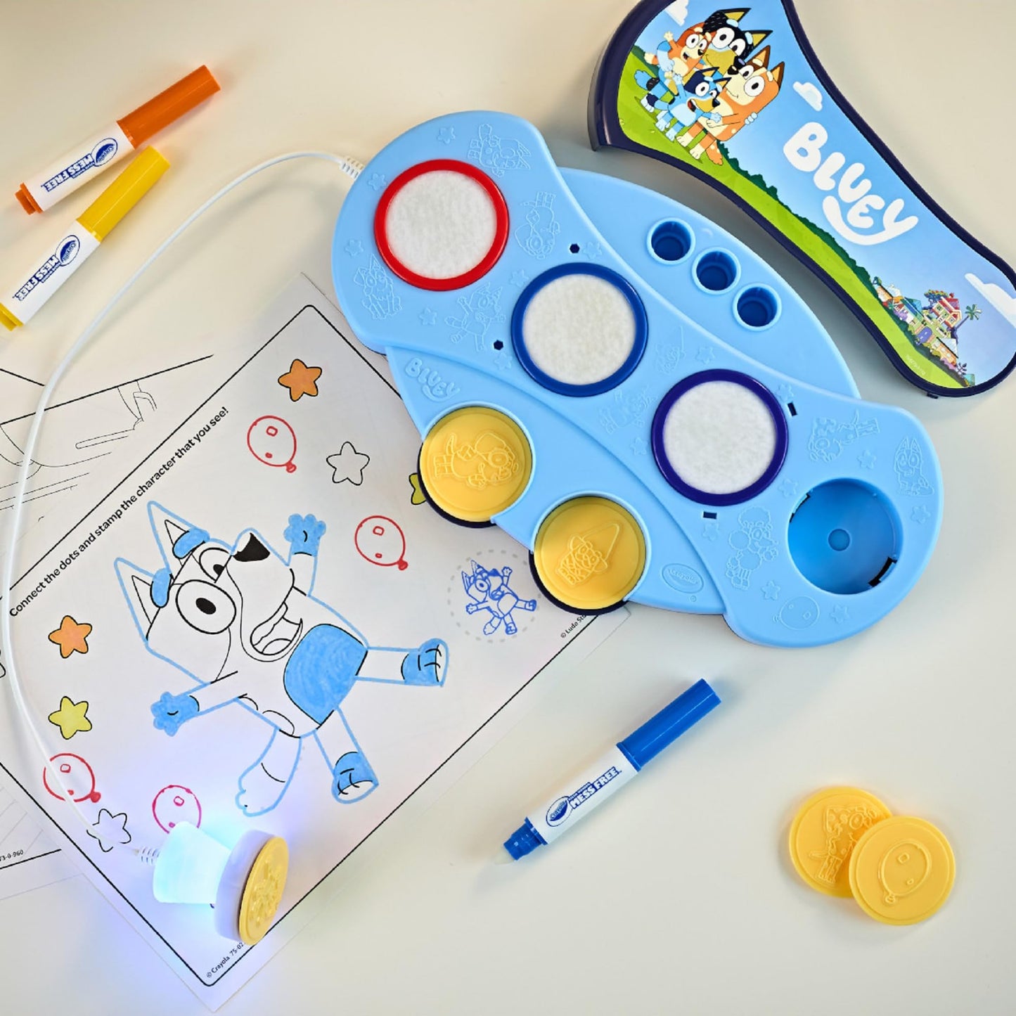 Color Wonder Magic Light Brush, Bluey