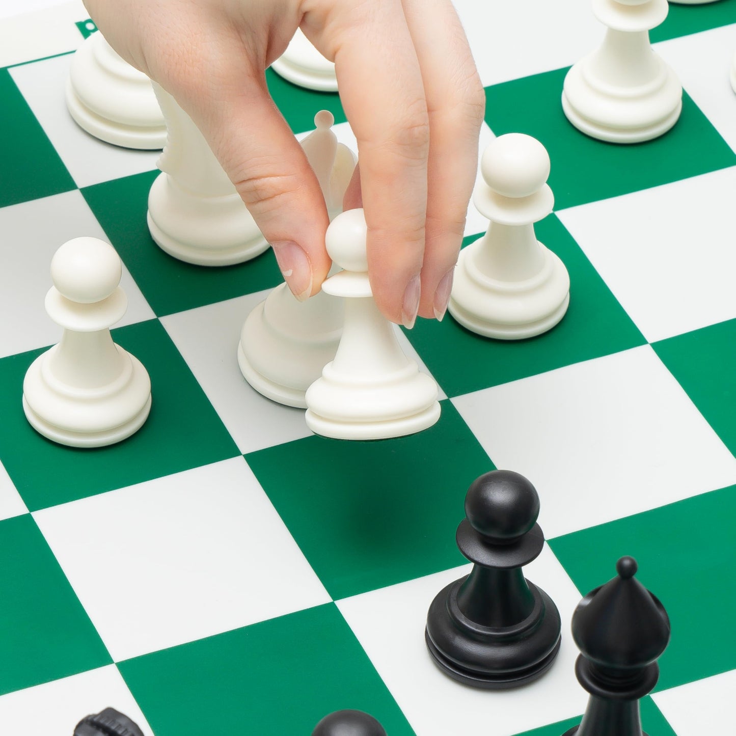 Best Chess Set Ever 3X Triple Weighted Tournament Size Chess Board Set (4" King) Large Staunton Modern Pieces, 20x20 Big Double-Sided, Roll Up Silicone Mat, Professional Chess Game for Kids & Adults