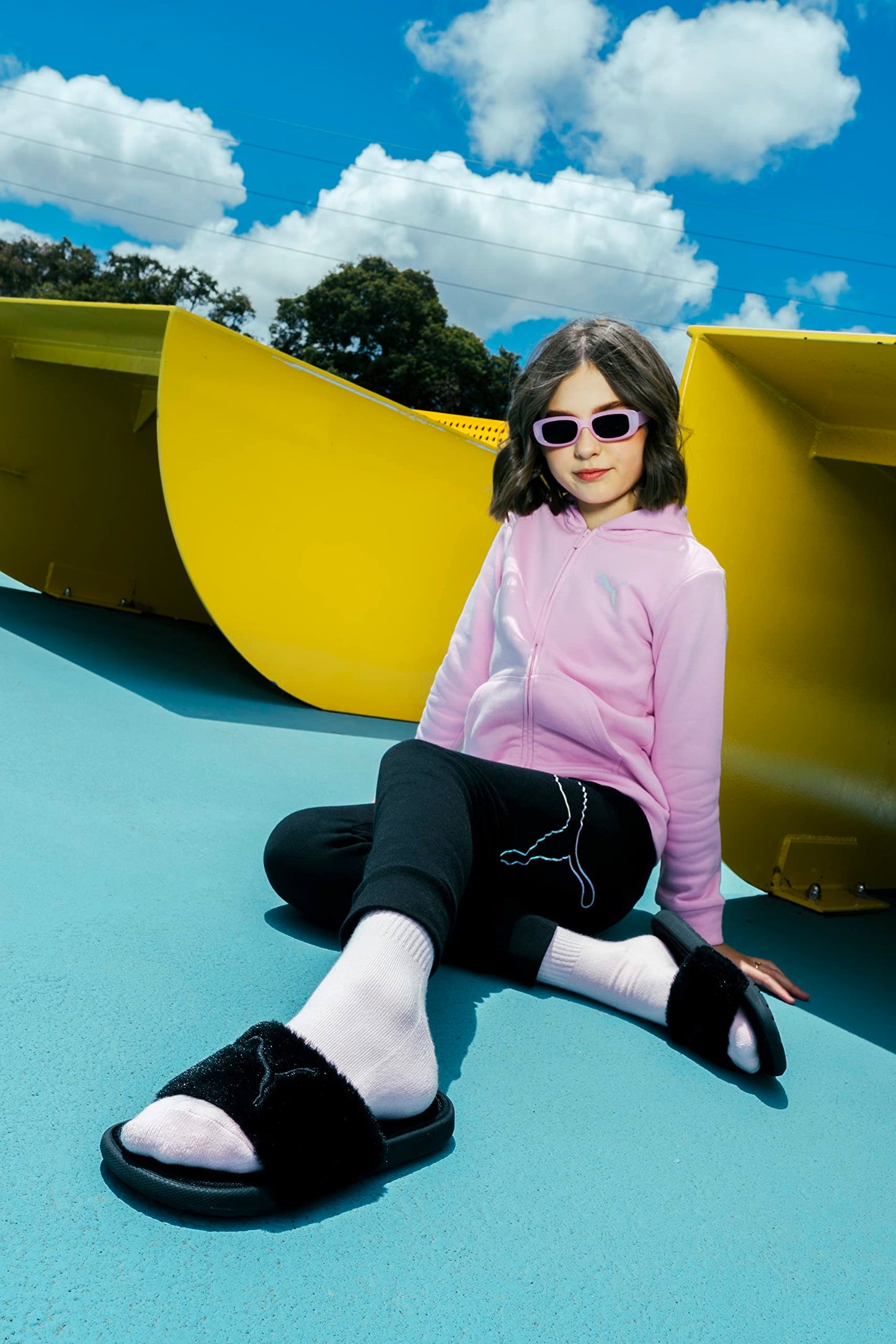 PUMA Girls' Core Logo Zip Up Hoodie, Pale Pink, Medium