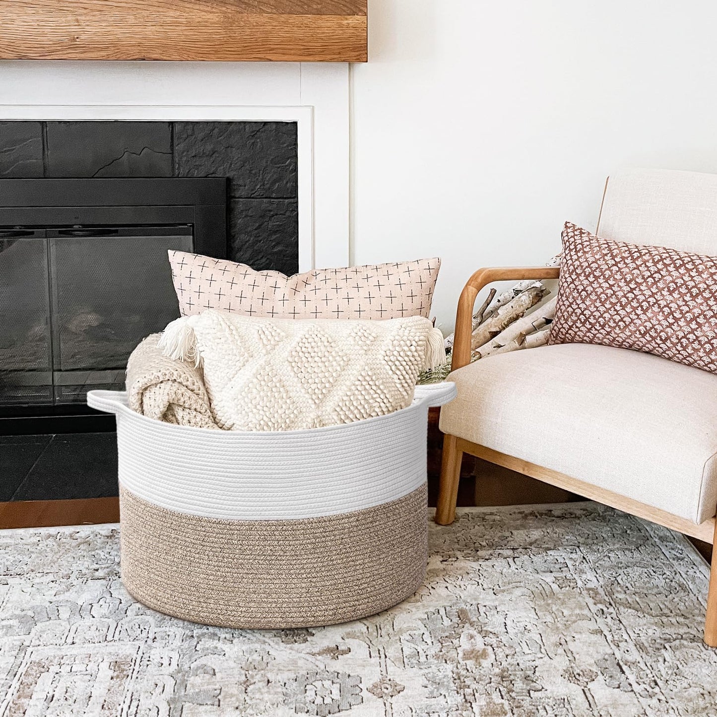 INDRESSME Woven Laundry Basket, 21.7'' x 13.8'' Large Rope Blanket Basket Living Room, Woven Baskets for Dirty Clothes, Pillows, Towel, 90L Light Brown