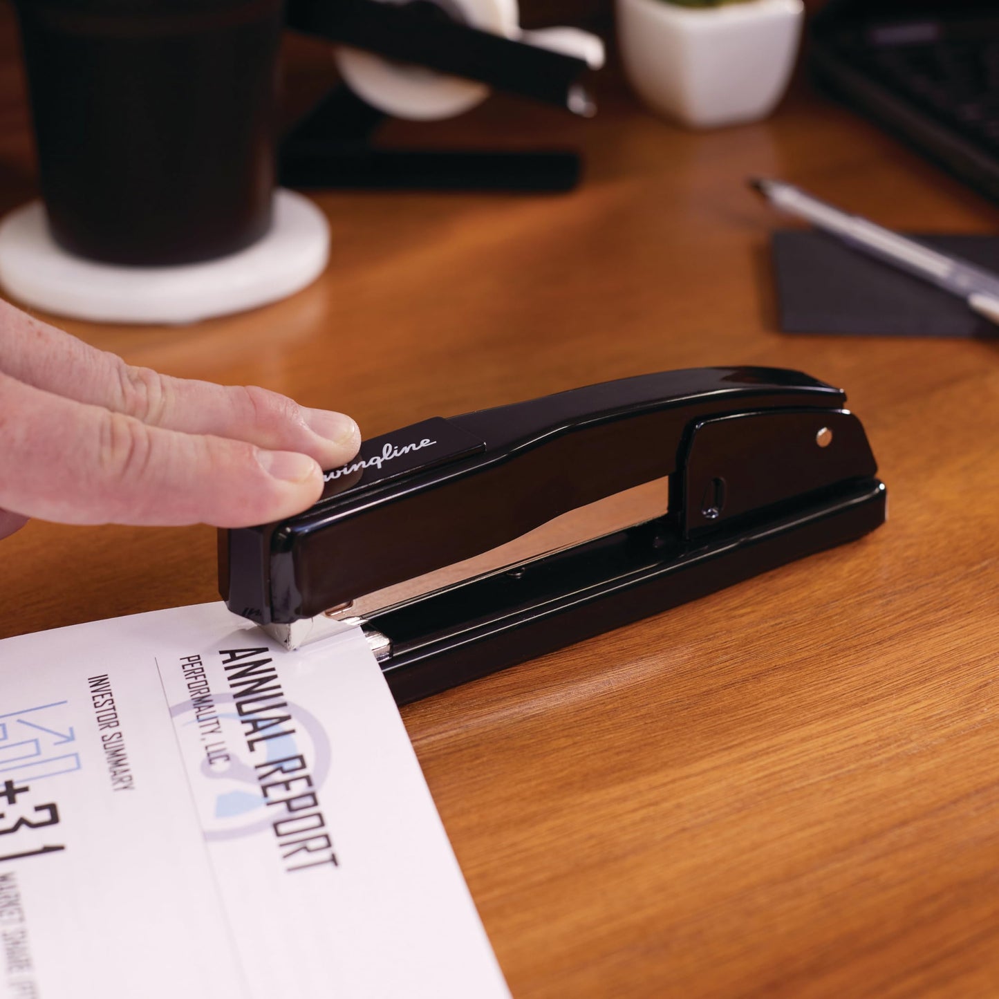 Swingline Commercial Desktop Staplers, 20 Sheet Capacity, Portable, Durable Metal Stapler for Home Office Supplies, Classroom or Desktop Accessories, Black, 2 Pack