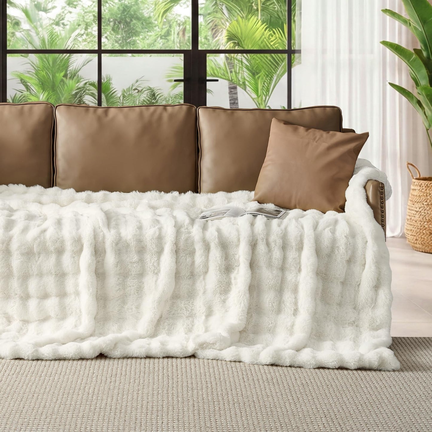 Lotus Karen Queen Size Faux Fur Blanket Cream White - Big Bubble Rabbit Fluff Blanket for Bed, Large Fluffy Fuzzy Cozy Blanket, Thick Furry Plush Shaggy Blankets, 90x90 Inches