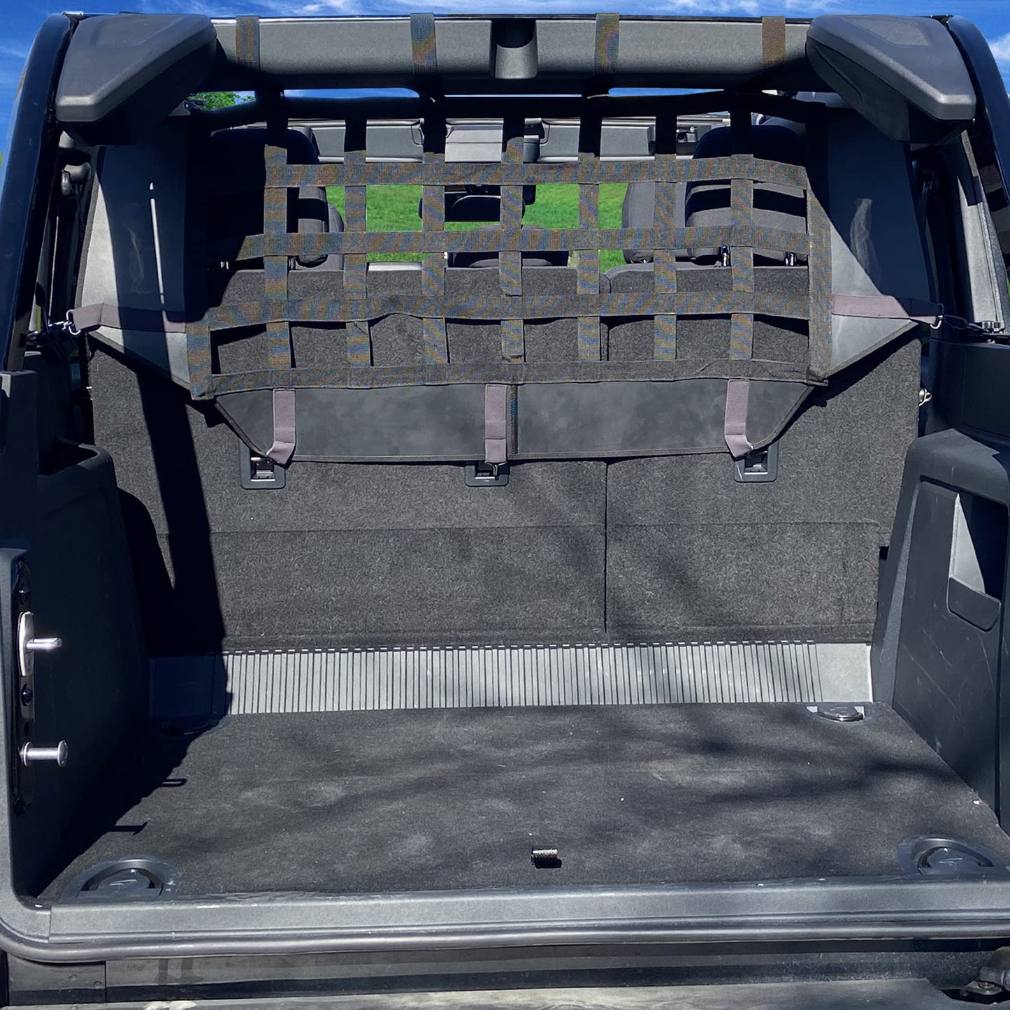 BESTAOO for Ford Bronco Dog Car Barrier, Pet Net Vehicle Safety Mesh Dog Divider for Ford Bronco Accessories 2021 2022 2023 2024 4-Door, Fits Trunk Cargo Area, Easy to Install