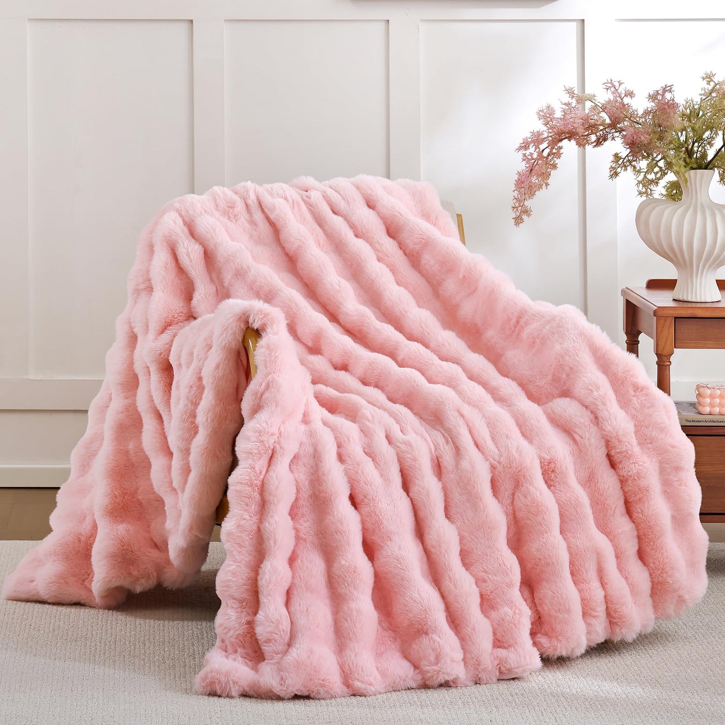 YIKUSH Faux Fur Blanket Fleece Blush Pink Fluffy Blanket for Sofa, Cozy Soft Plush Throw Blanket for Couch Bed, Luxury Thick Fuzzy Couch Blanket for Winter, Comfy Bubble Blanket - 50" x 60"