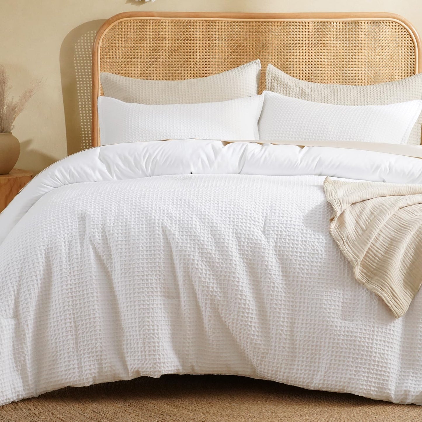 David's Home Waffle Weave Comforter Set 2PCS Twin Size, Soft Breathable Lightweight Cozy Skin-Friendly Warm for All Season, Elegant Aesthetic Home Decor Bedding Set with Pillow Shams, White