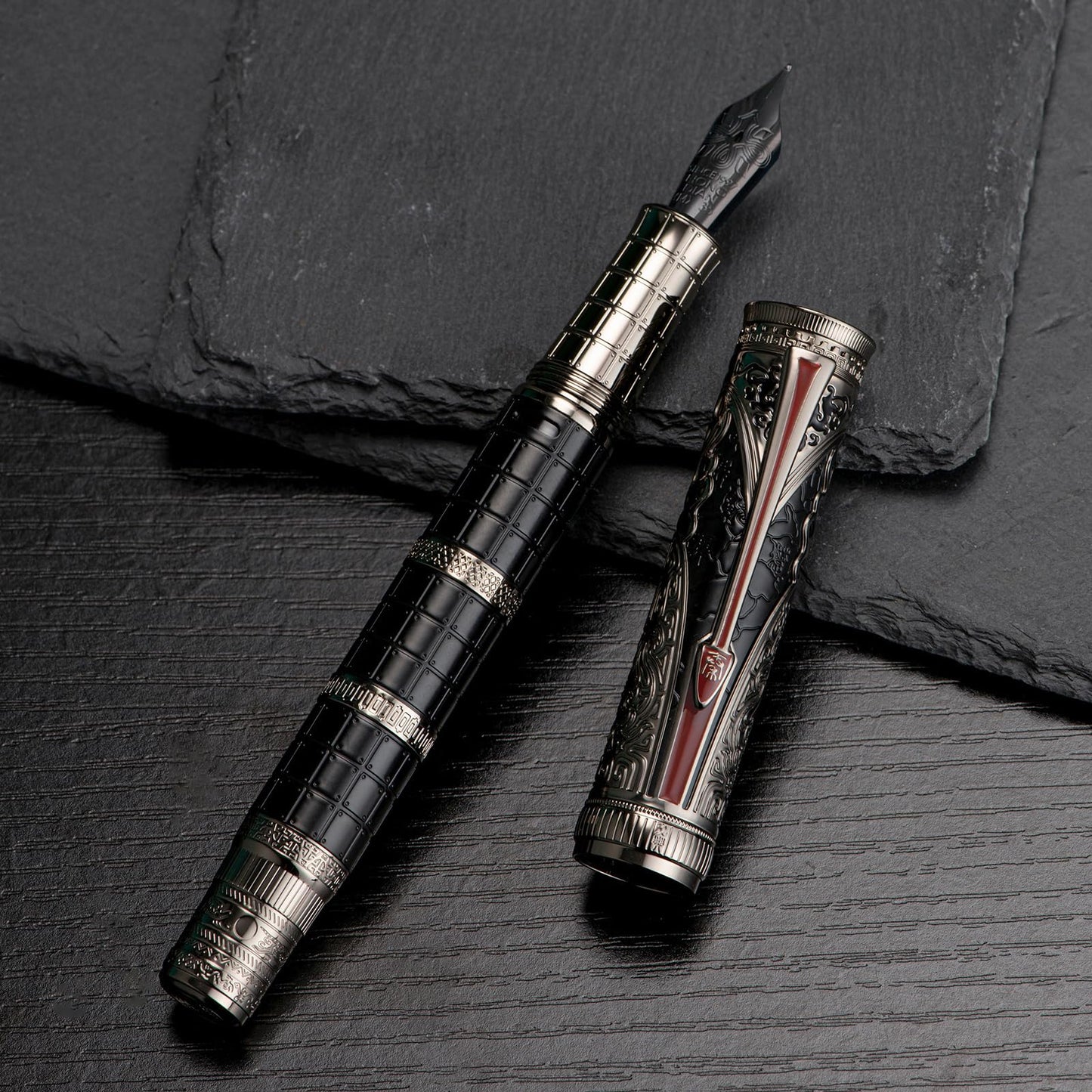 Hongdian D5X Fountain Pen Black Color Medium Nib, Qin Dynasty Retro Chinese Totem Engraving Smooth Writing Pen with Converter and Pen Box Set