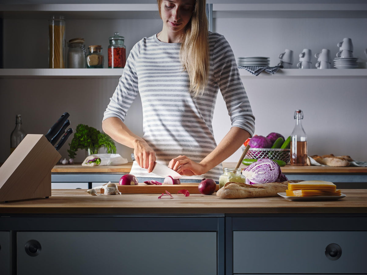 WÜSTHOF Gourmet 5" Tomato Knife