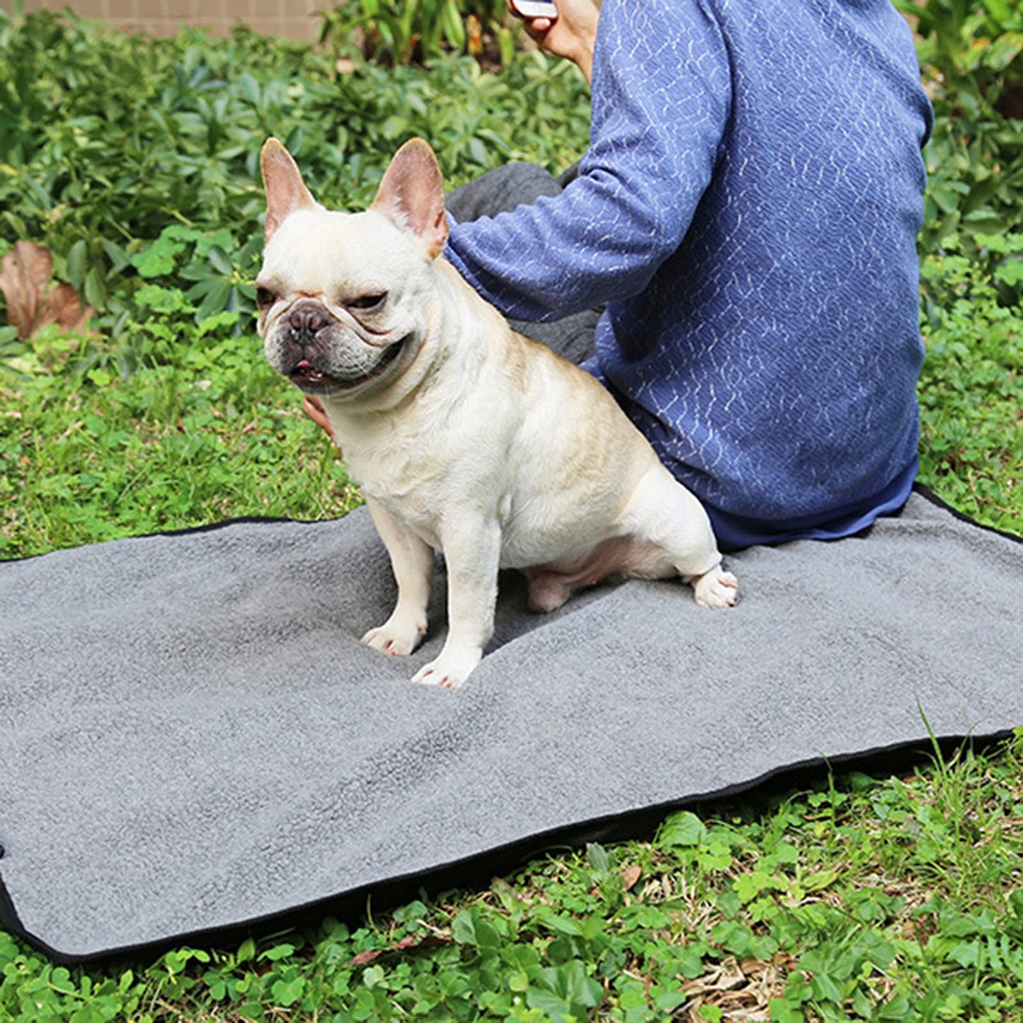 Zjyufy Travel Dog Bed Mat for Camping, Outdoor Dog Mat Pad, Portable Foldable Water Resistant Travel Dog Bed Mat for Small Medium Large Dogs