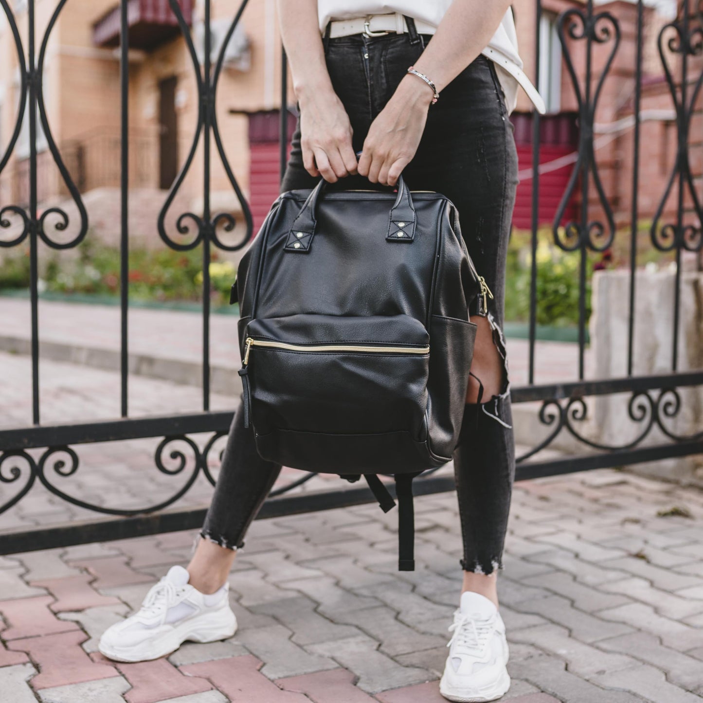 Kah&Kee Leather Laptop Backpack for Women, 15.6-16 Inch Professional Work Bag, Water-Resistant Vegan Leather Doctor Bag Backpack for Teacher, Nurse & Travel, Fits MacBook Pro 16 (Black,Large)