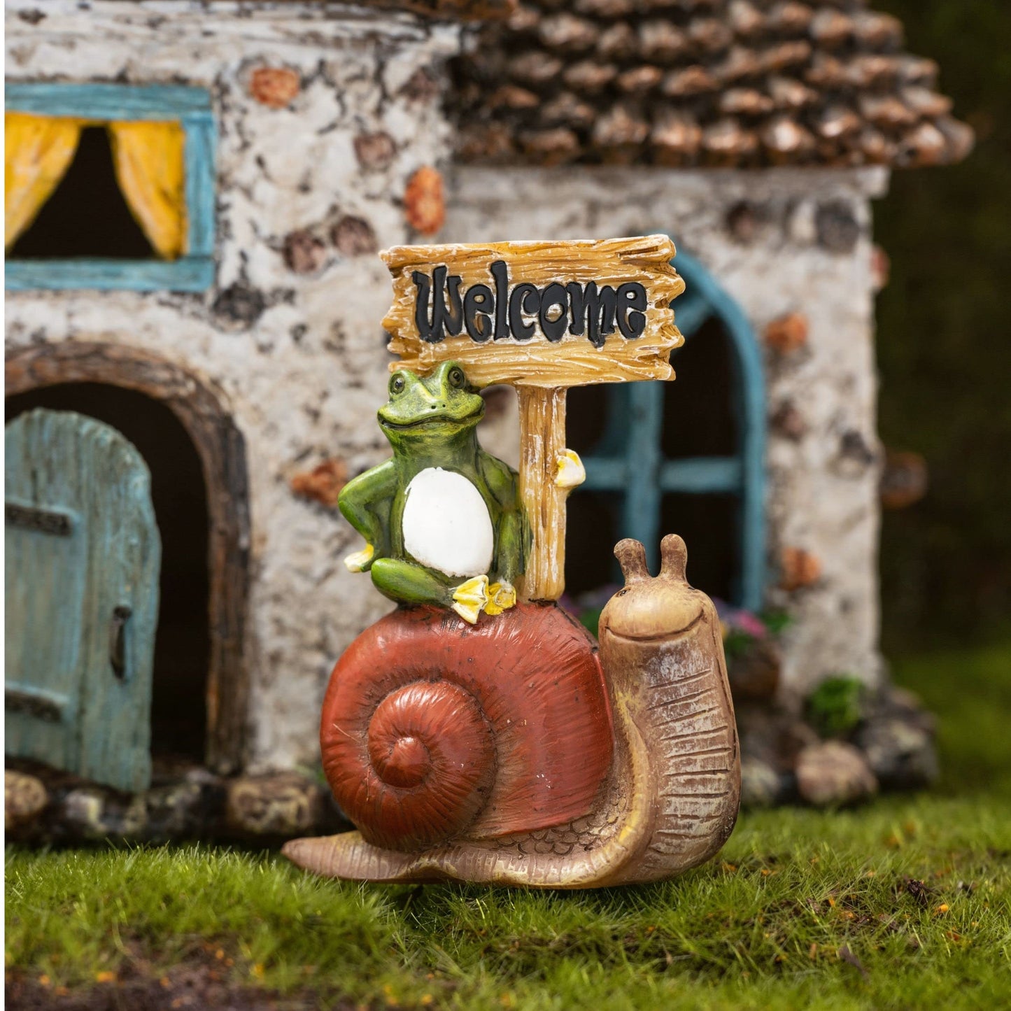 PRETMANNS Fairy Garden House Kit – Complete with Accessories for an Outdoor or Indoor Miniature Garden, Figurines with a Frog and Snail Sign - House 6.5” High with Door That Opens – 4 Pieces