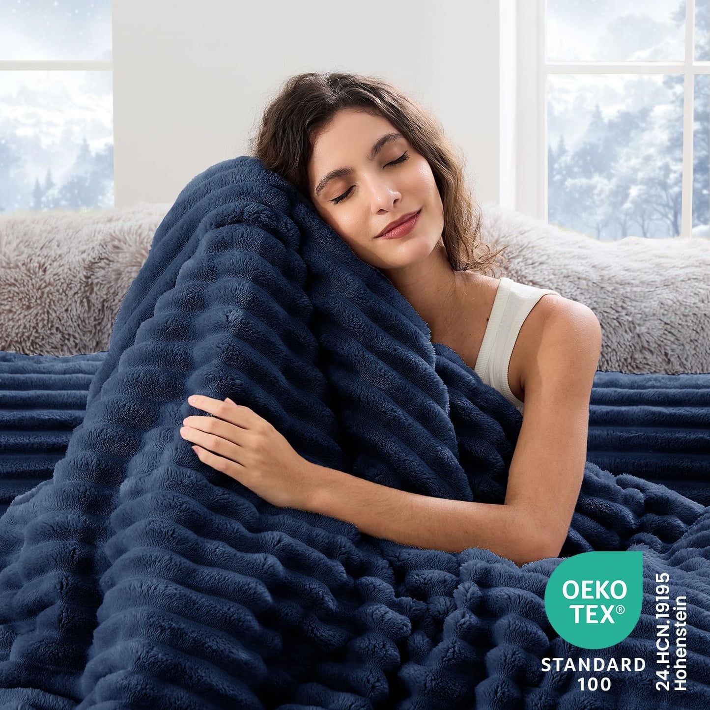 Sasttie Fluffy Comforter Set Queen 3 Pieces - Super Soft & Fuzzy Navy Blue Comforter Set for Winter Warm Fleece Bedding, 1 Luxury Heavy Faux Fur Down Alternative Comforter with 2 Pillow Cases