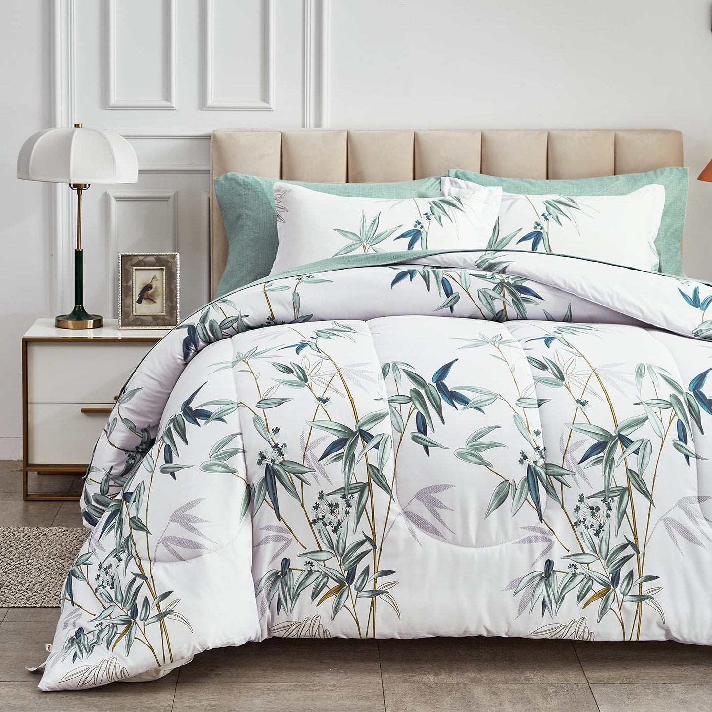 7 Pieces Bed in a Bag King Comforter Set with Sheets, Green Leaves on White Botanical Design Bedding Sets for All Season (1 Comforter, 2 Pillow Shams, 1 Flat Sheet, 1 Fitted Sheet, 2 Pillowcases)