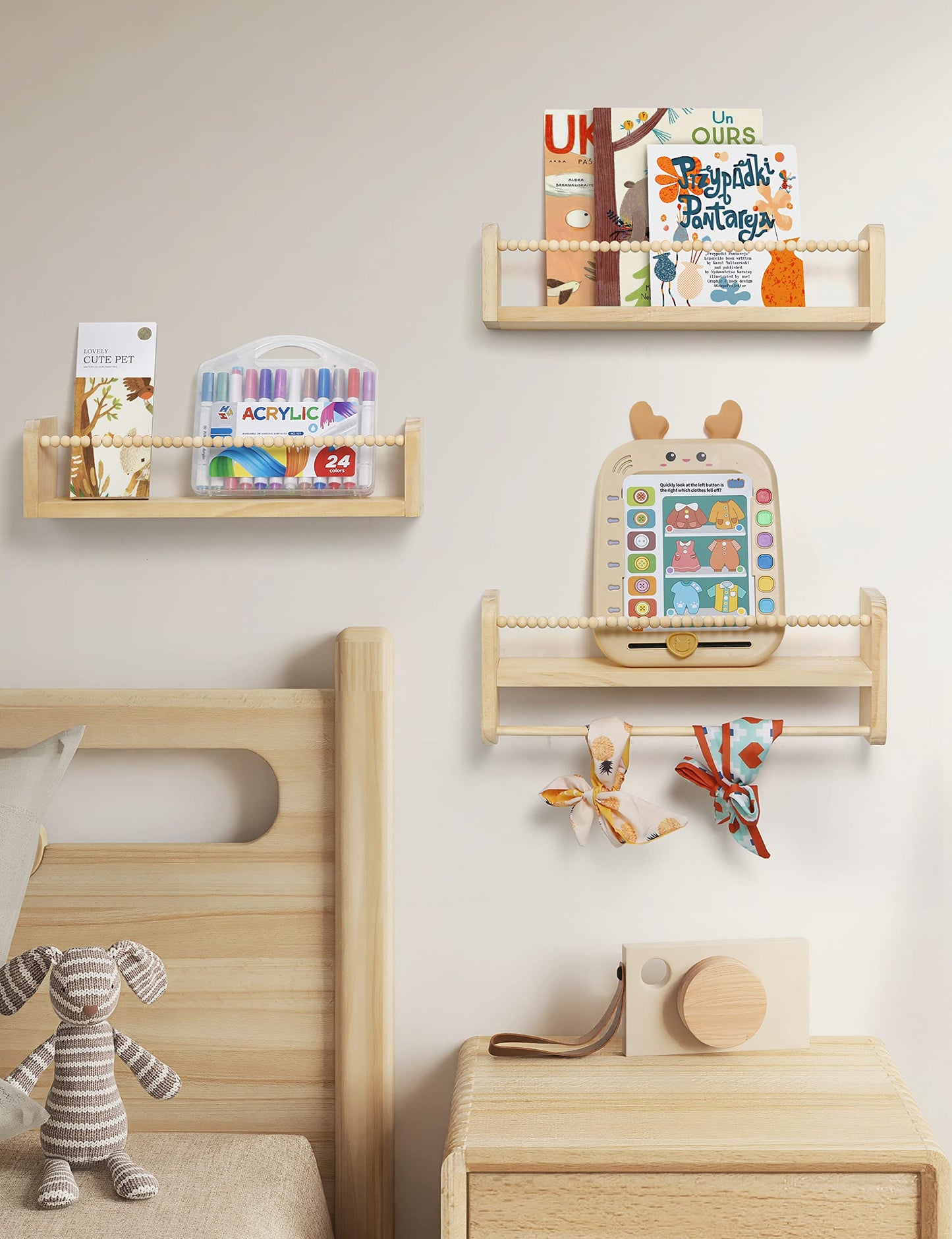 Maxpeuvon Nursery Book Shelves for Wall, Set of 3 Bookshelf Nursery Decor Natural Wood Wall Mounted Organizer with Towel Bar Hanging Floating Bookshelves for Kids Room, Bedroom and Kitchen