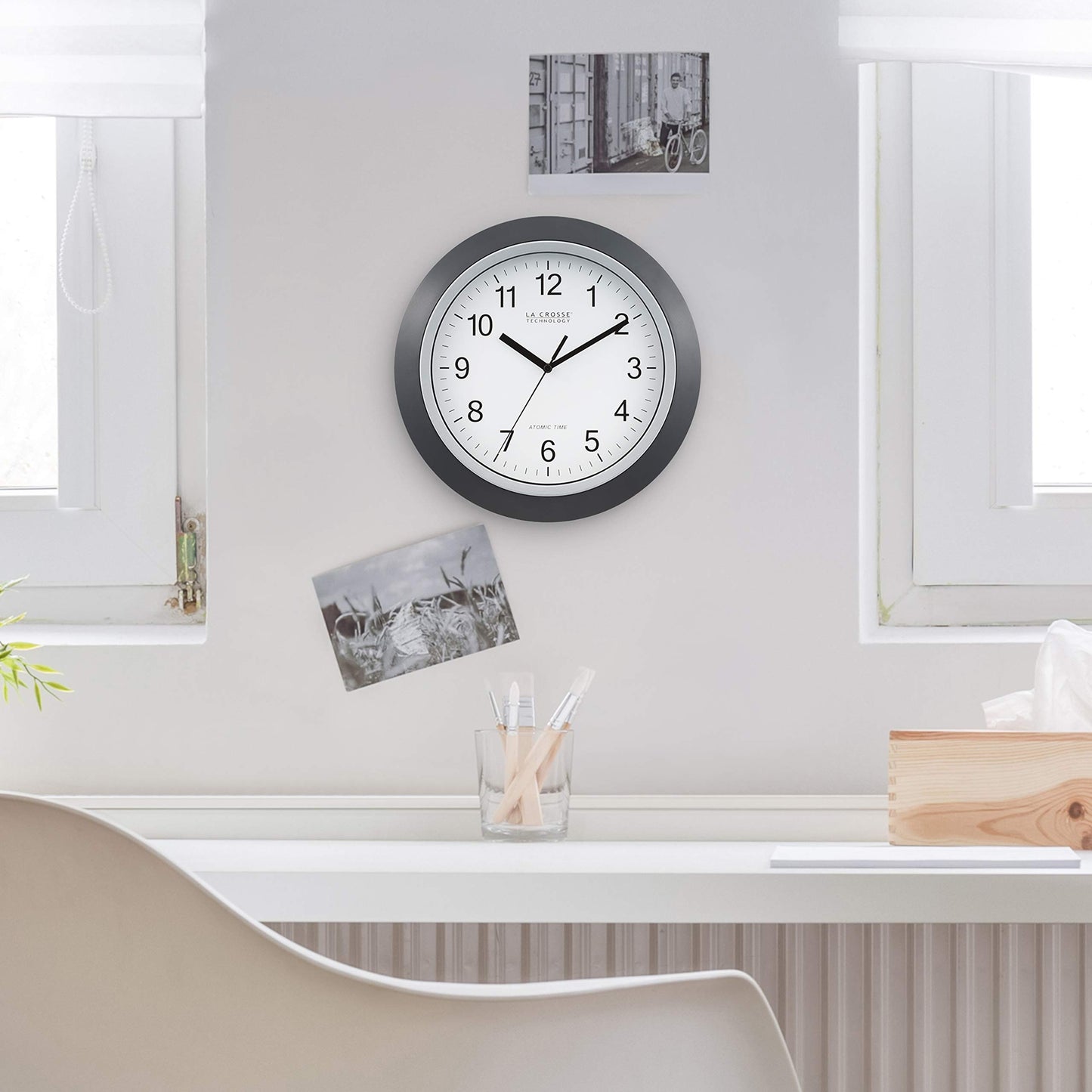 La Crosse Technology WT-3129B 12-Inch Atomic Analog Wall Clock (Black)