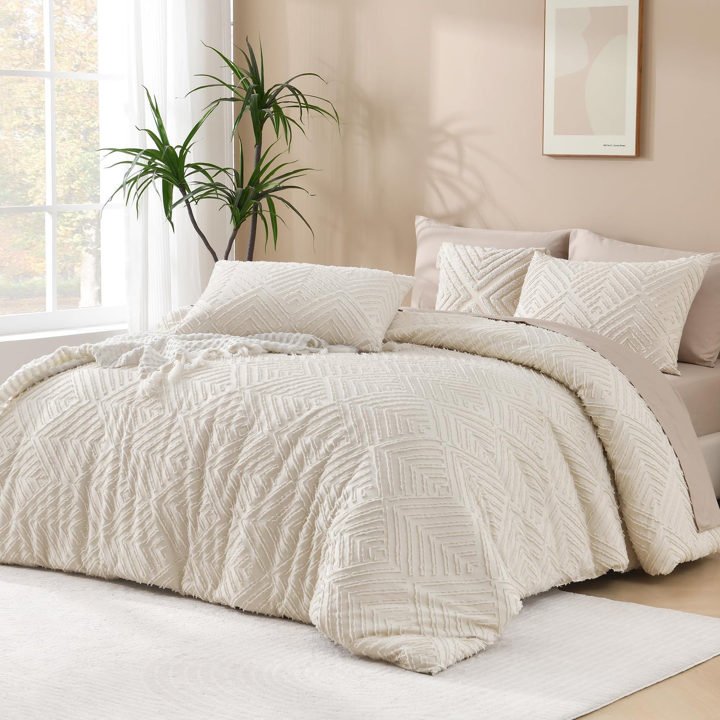 Andency Queen Comforter Set Beige, 3 Pieces Queen Size Comforter Sets Boho Cream Solid Bedding Set & Collections, All Season Tufted Farmhouse Bed Comforter Set (90x90 in Comforter & 2 Pillowcases)