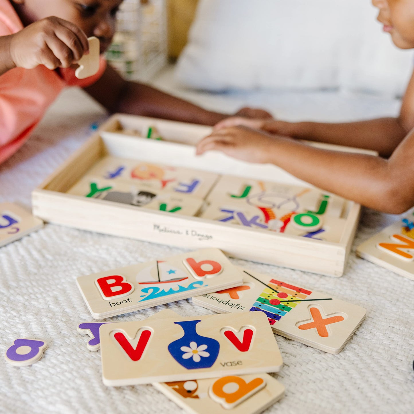 Melissa & Doug ABC Picture Boards - Educational Toy with 13 Double-Sided Wooden Boards and 52 LettersABC Puzzle for Kids 3+