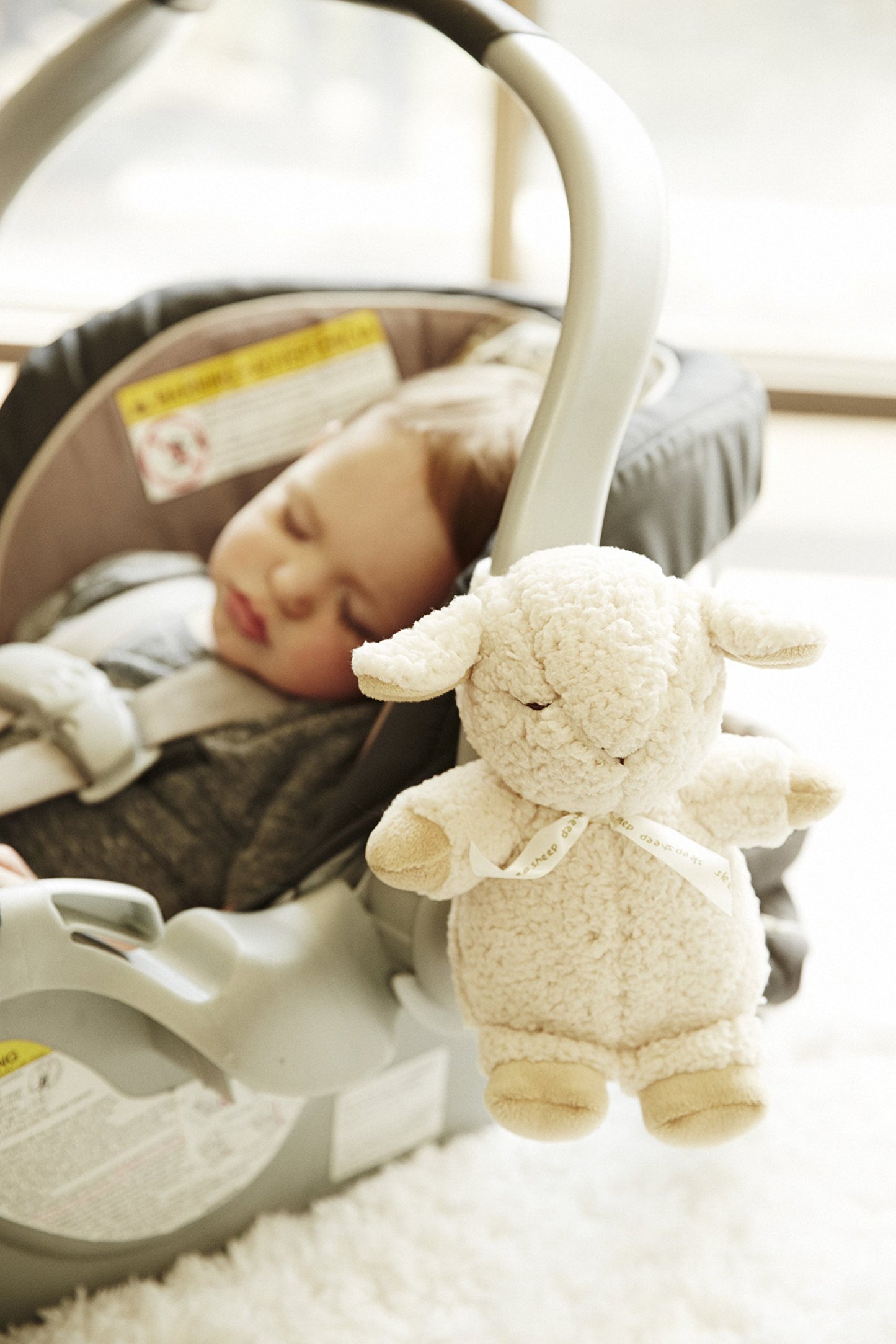 Cloud B Sleep Sheep On The Go Portable Plush Sound Machine, Natural