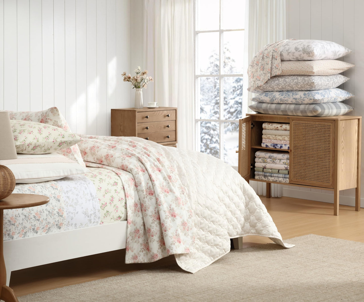 Laura Ashley Home - Flannel Collection - Sheet Set - 100% Cotton, Ultra-Soft Brushed Flannel, Pre-Shrunk & Anti-Pill, Machine Washable Easy Care, Queen, Mulholland Plaid Grey