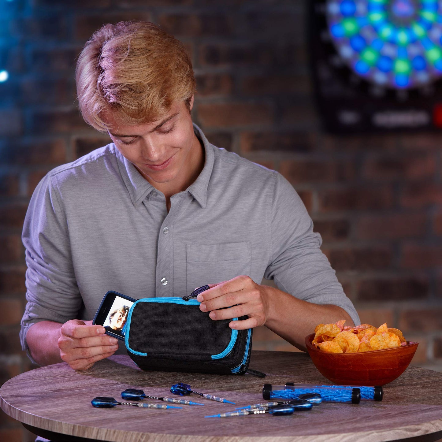 Casemaster by GLD Products Plazma Pro Black and Trimed Dart Case with Phone Pocket