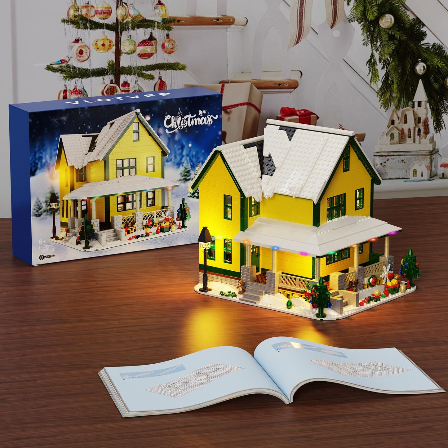 Christmas House Building Set with Light,Story Movie Scene Dollhouse Blocks Toy Model,Compatible with Lego,Christmas or Birthday Present for Adults Kids,Boys Girls(1367 PCS)