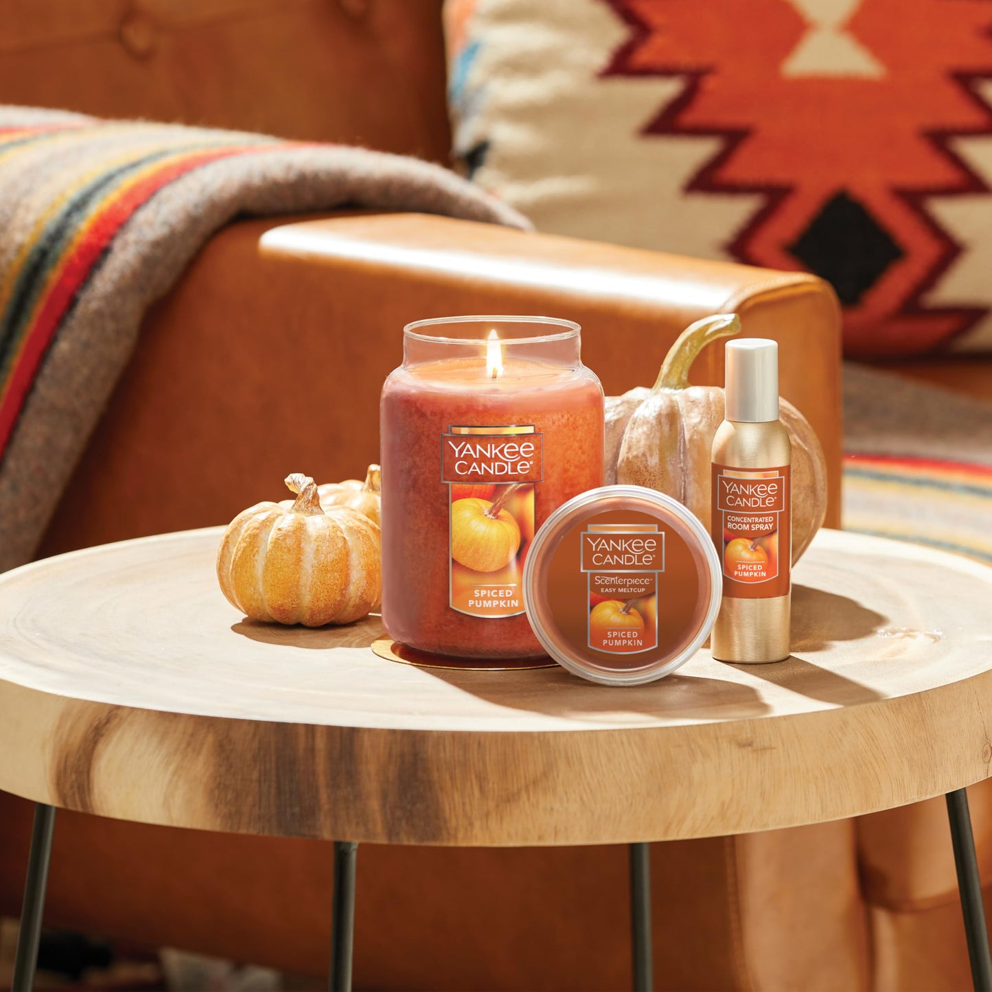 Yankee Candle Scented Candle, Spiced Pumpkin, Original Large Jar Candle, 110-150 Hours of Burn Time, 22 oz.