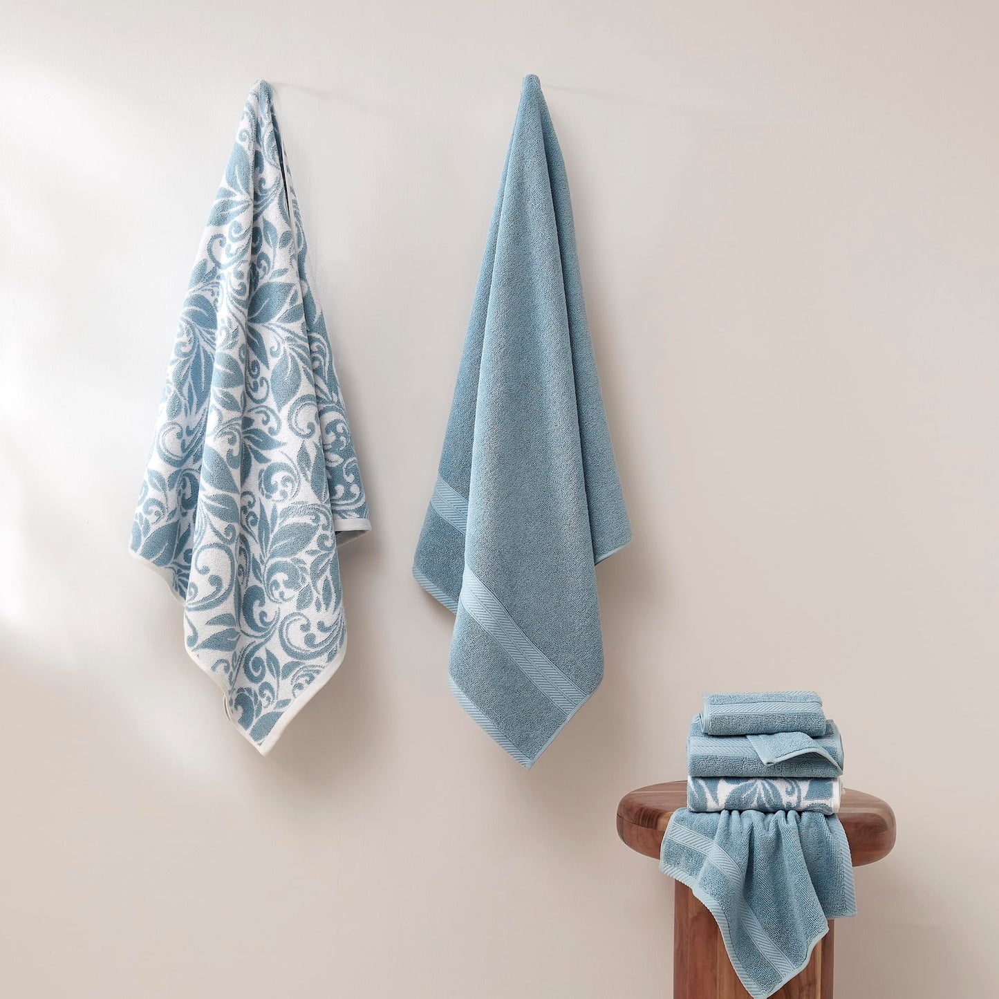 Modern Threads Trefoil Filigree 6-Piece 100% Cotton Towel Set – Reversible Yarn Dyed Jacquard – Includes 2 Bath Towels, 2 Hand Towels, 2 Washcloths – Absorbent, Quick Dry, Soft & Durable – Sky Blue