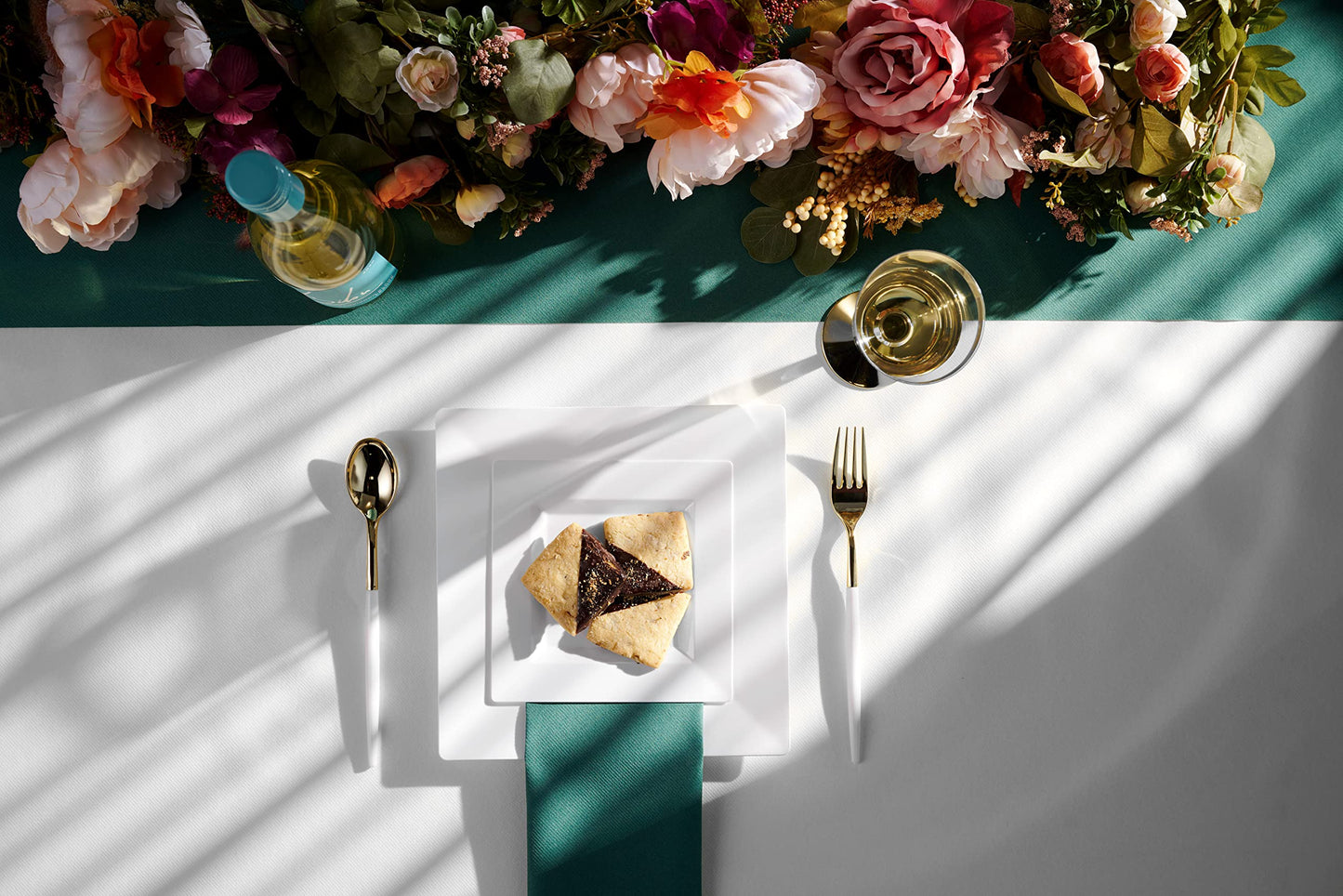 BloominGoods Plastic Disposable Square Dessert Plates | 50-Pack 6.5 inches White Appetizer/Salad Square Plates | Ideal for Weddings, Parties, Catering | Heavy Duty & Non Toxic
