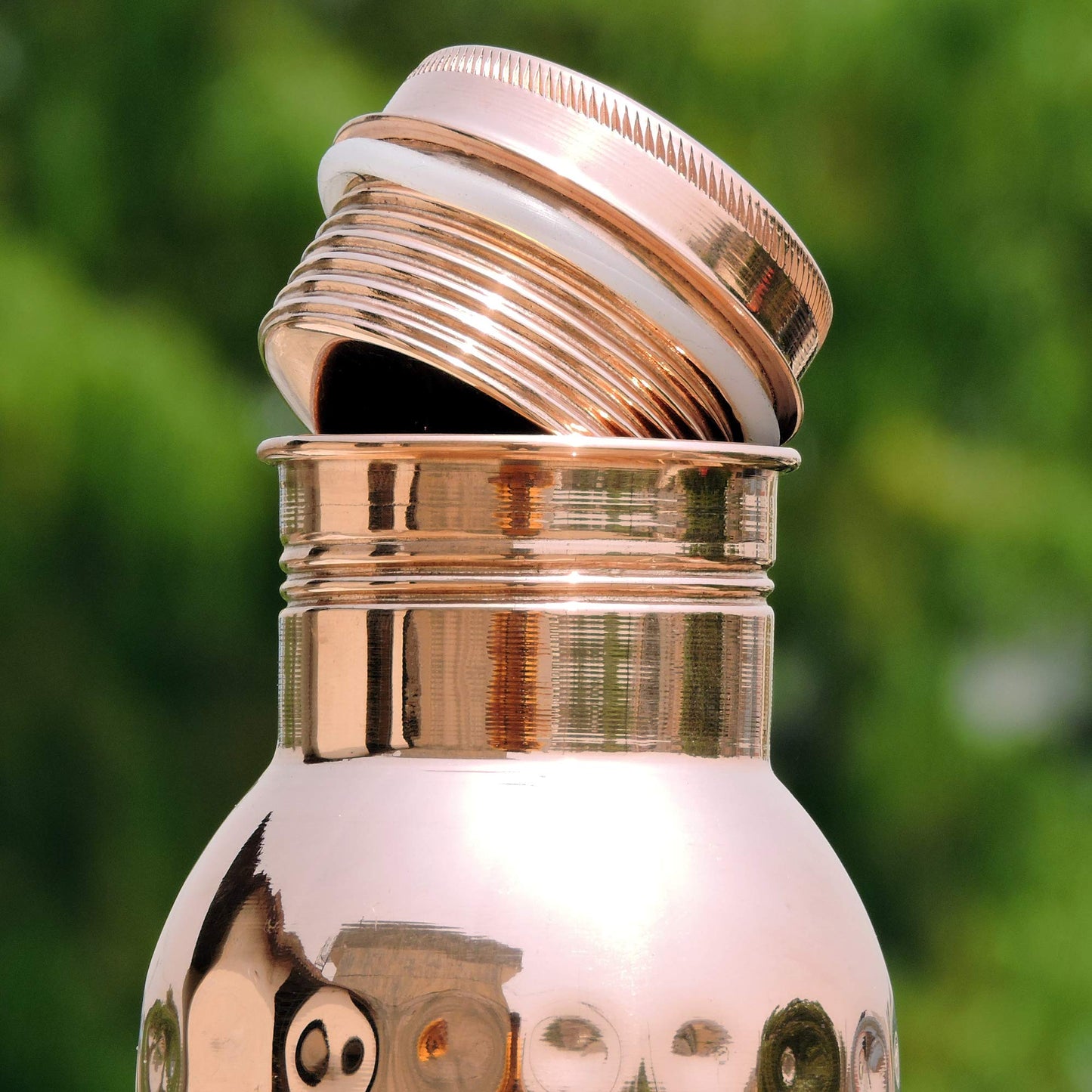 HealthGoodsIn - Pure Copper Seamless Hammered Water Bottle for Ayurvedic Benefits | Joint-free Copper Water Bottle