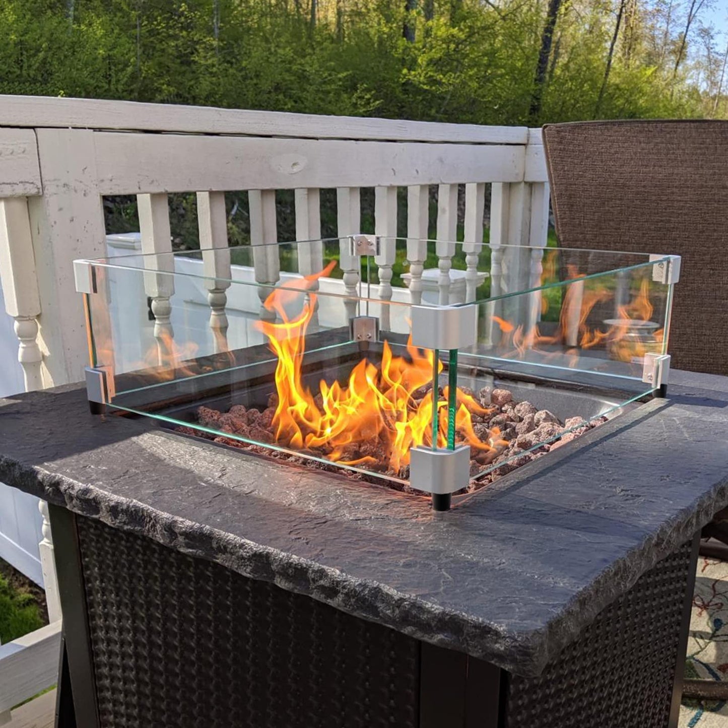 GASPRO 17.5" x 17.5"x 17.5" Square Fire Pit Glass Wind Guard for Square Fire Pit Table, 5/16inch Thickness, Clear Tempered Glass Panel with Hard Aluminum Corner Bracket & Rubber Feet