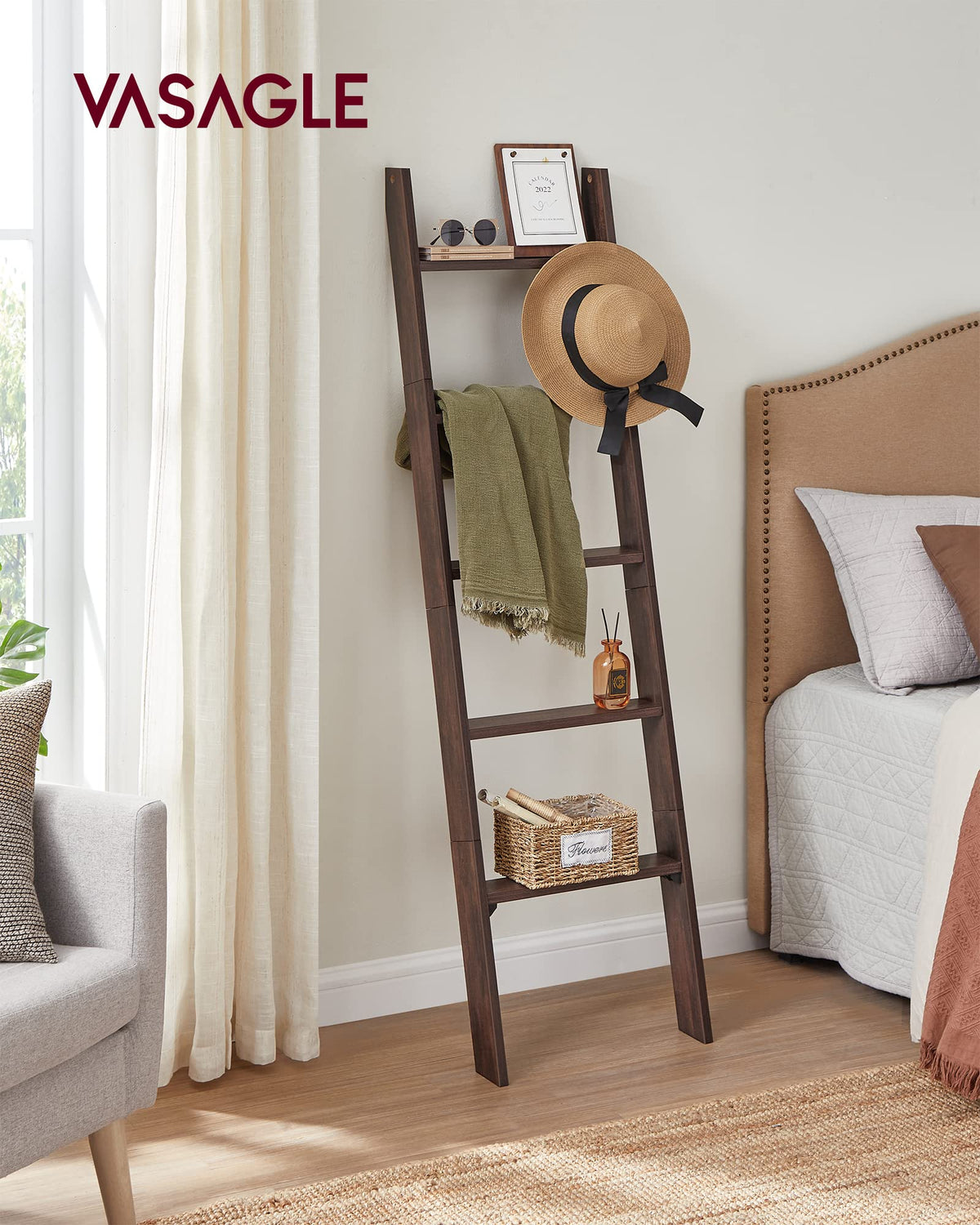 VASAGLE CUSTOS Collection - Blanket Ladder Decorative Farmhouse for the Living Room, 5-Tier Ladder Shelf, Ladder Rack for Storage and Decor, Maroon Brown ULLS018T51V1