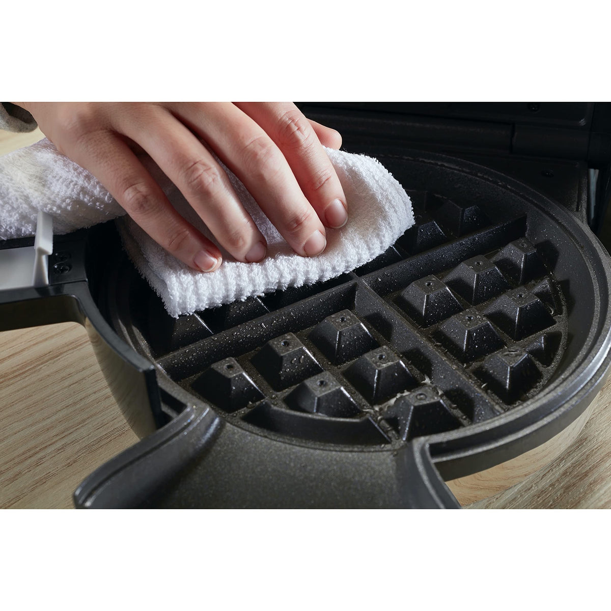 Oster DiamondForce Nonstick Vertical Waffle Maker with Scoop, Stainless Steel