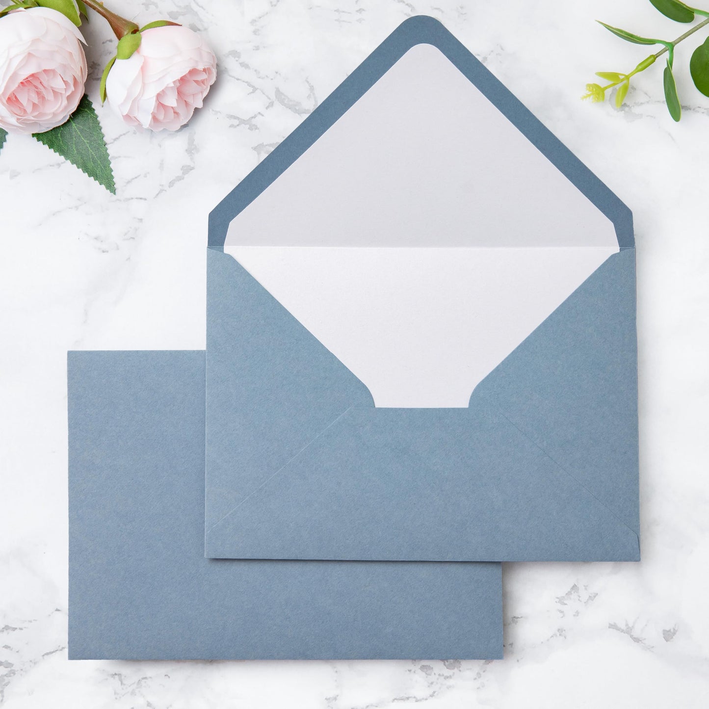 PONATIA 50 Pieces/lot A7 Envelopes, 5.25 X 7.5 Inches Dusty Blue Envelopes Perfect For 5x7 Weddings Invitation Cards, Christmas Gift Cards (Pearl White Liner + Dusty Blue)